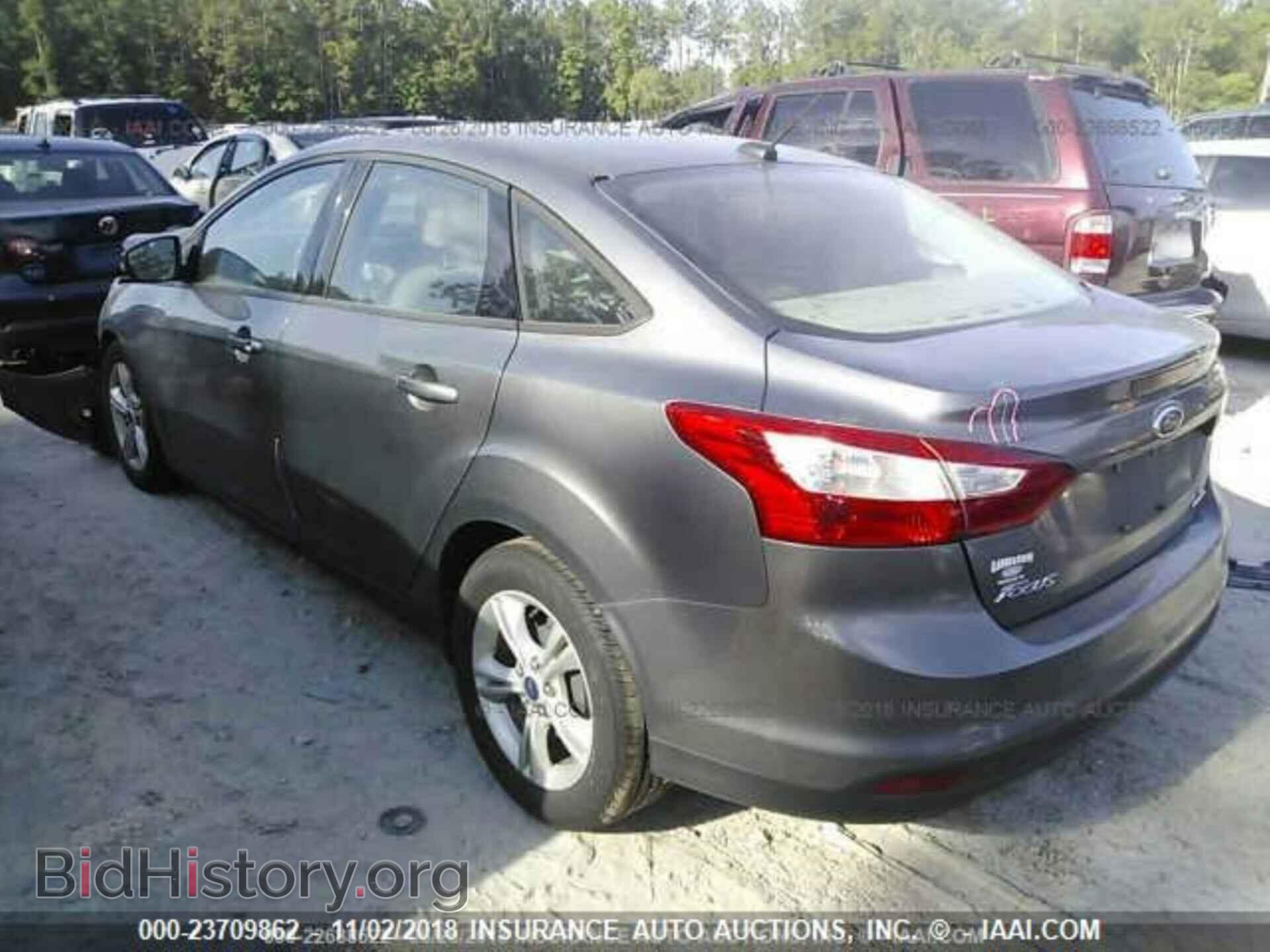 2014 Ford Focus - VIN: 1FADP3F27EL436735 - Photo 3