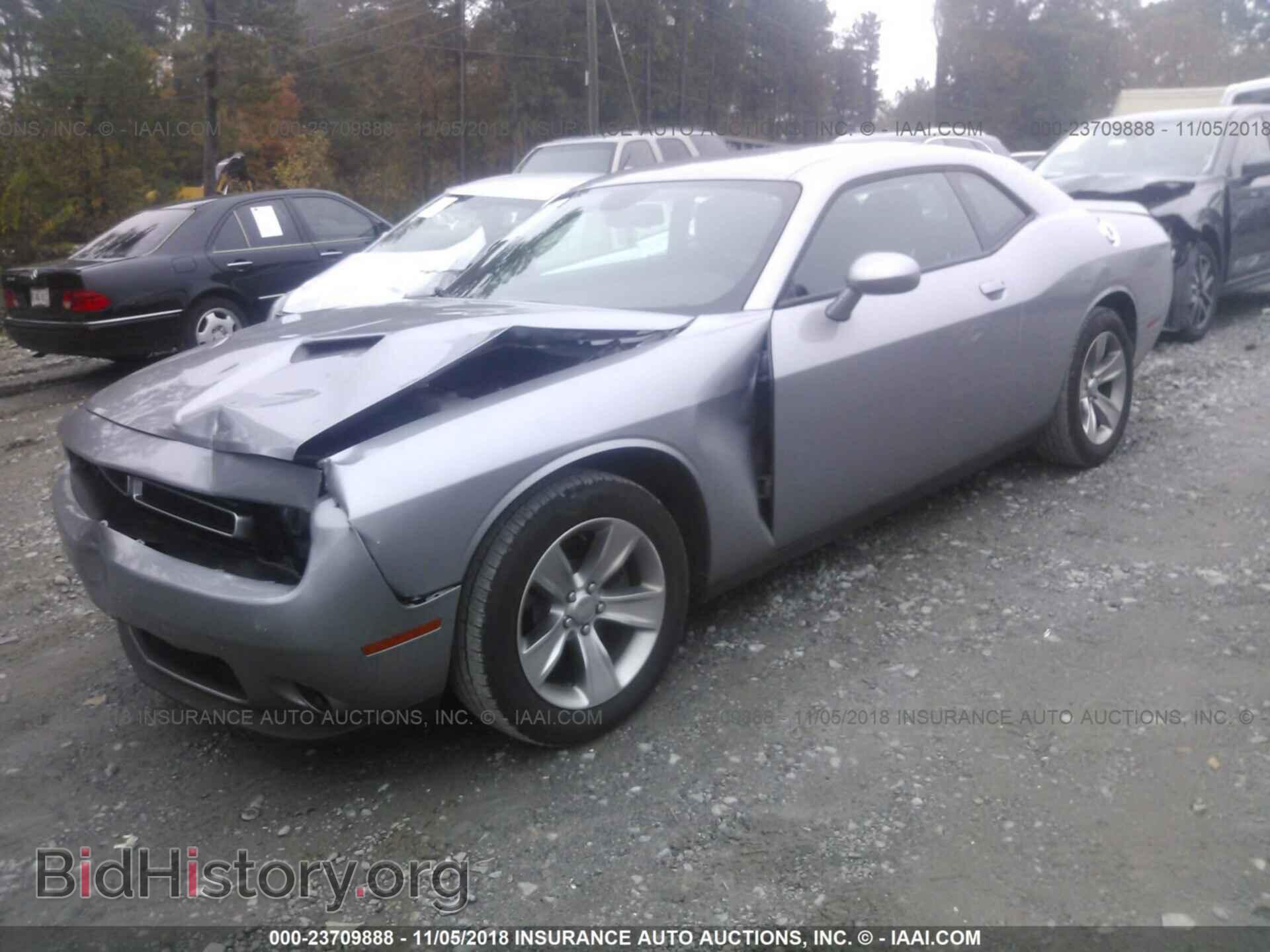 2018 Dodge Challenger - VIN: 2C3CDZAG2JH242257 - Photo 2