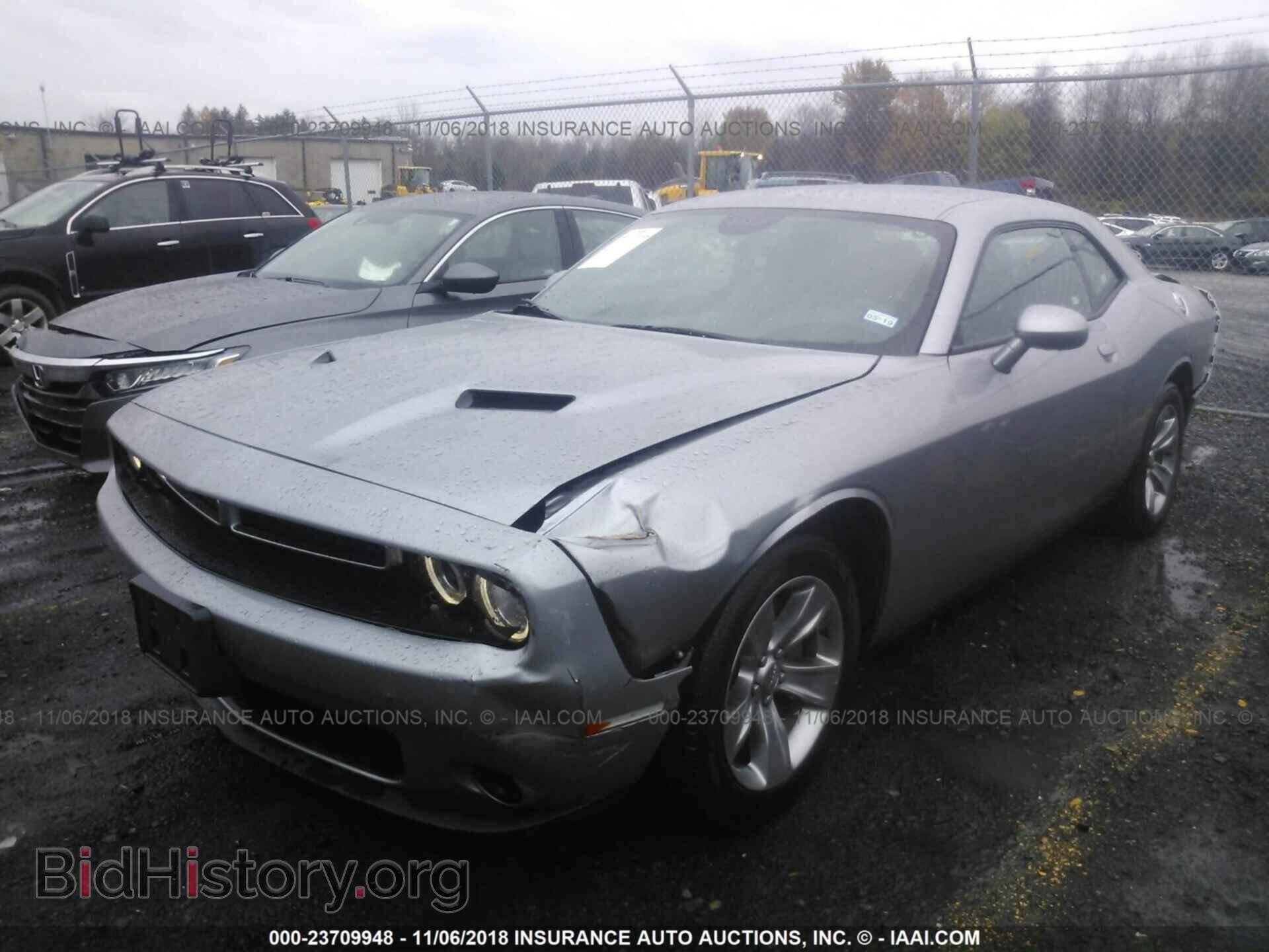 2017 Dodge Challenger - VIN: 2C3CDZAG1HH639422 - Фото 2