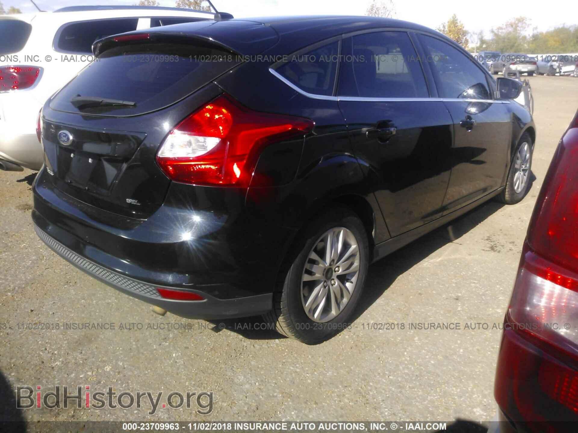 2012 Ford Focus - VIN: 1FAHP3M21CL374945 - Фото 4