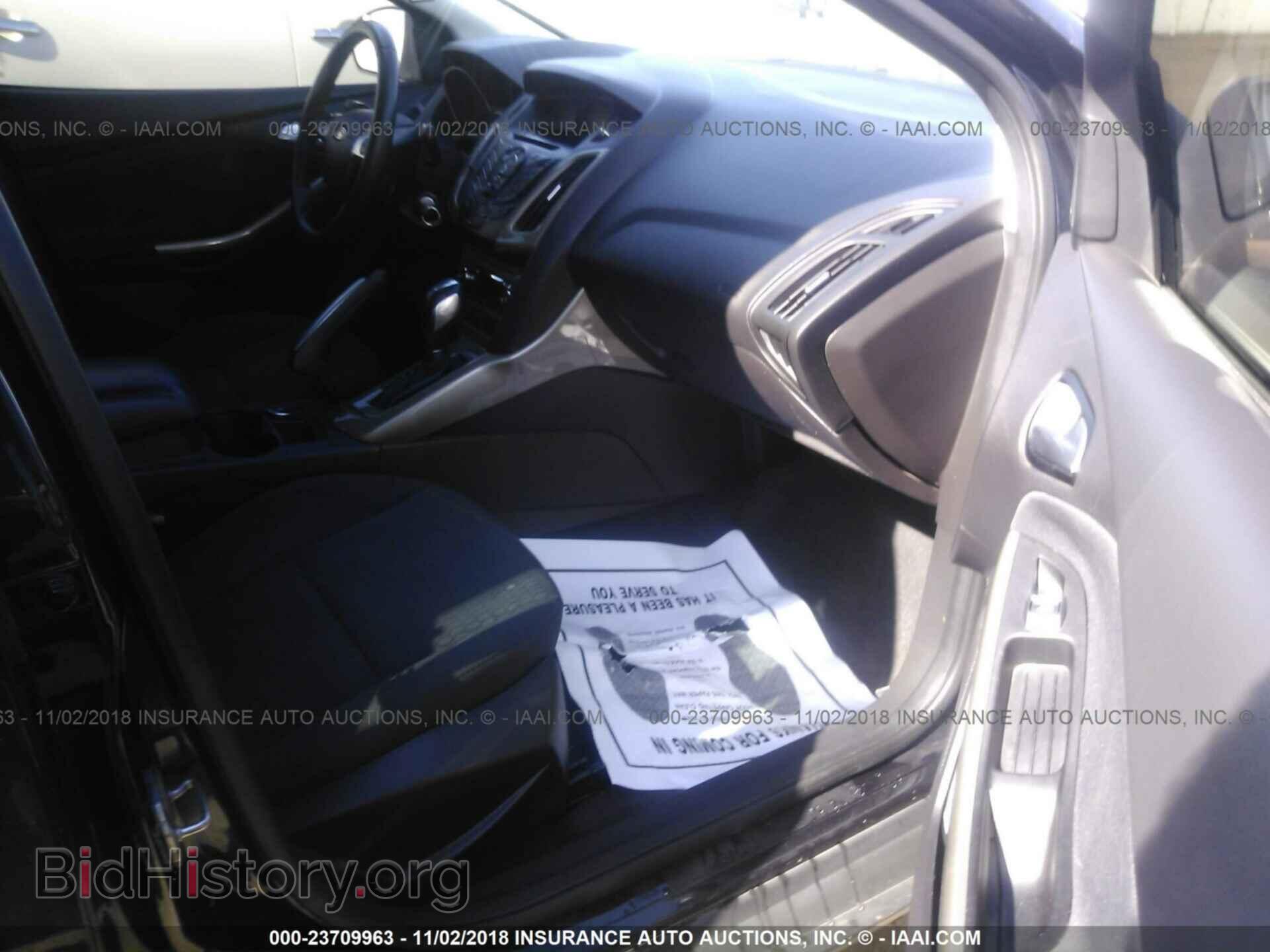 2012 Ford Focus - VIN: 1FAHP3M21CL374945 - Фото 5