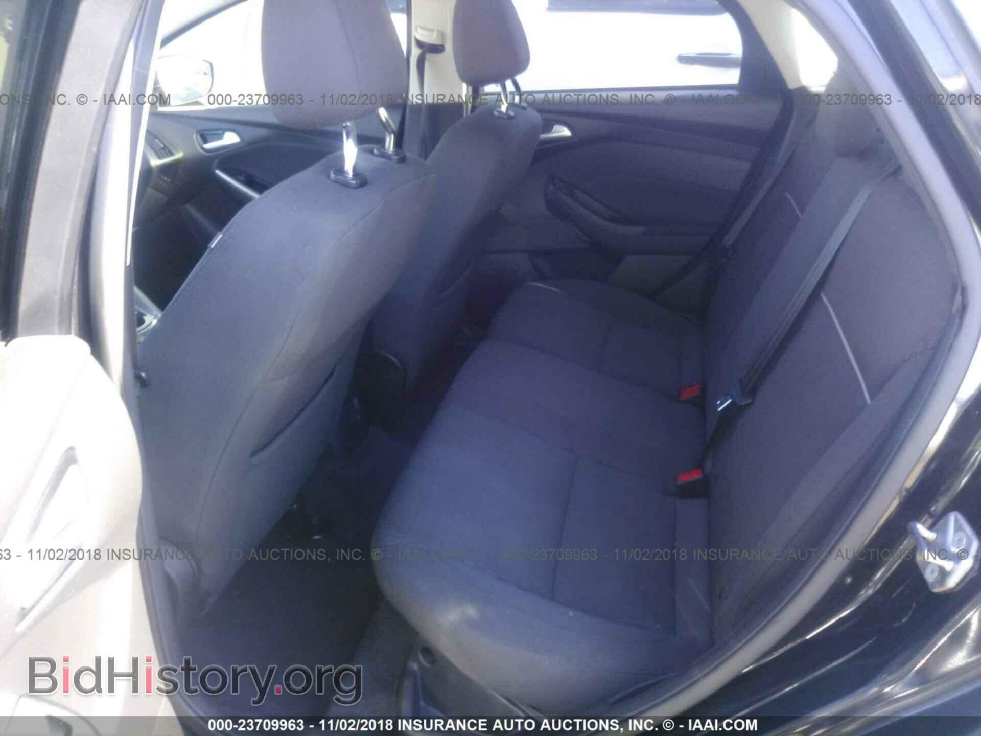2012 Ford Focus - VIN: 1FAHP3M21CL374945 - Фото 8
