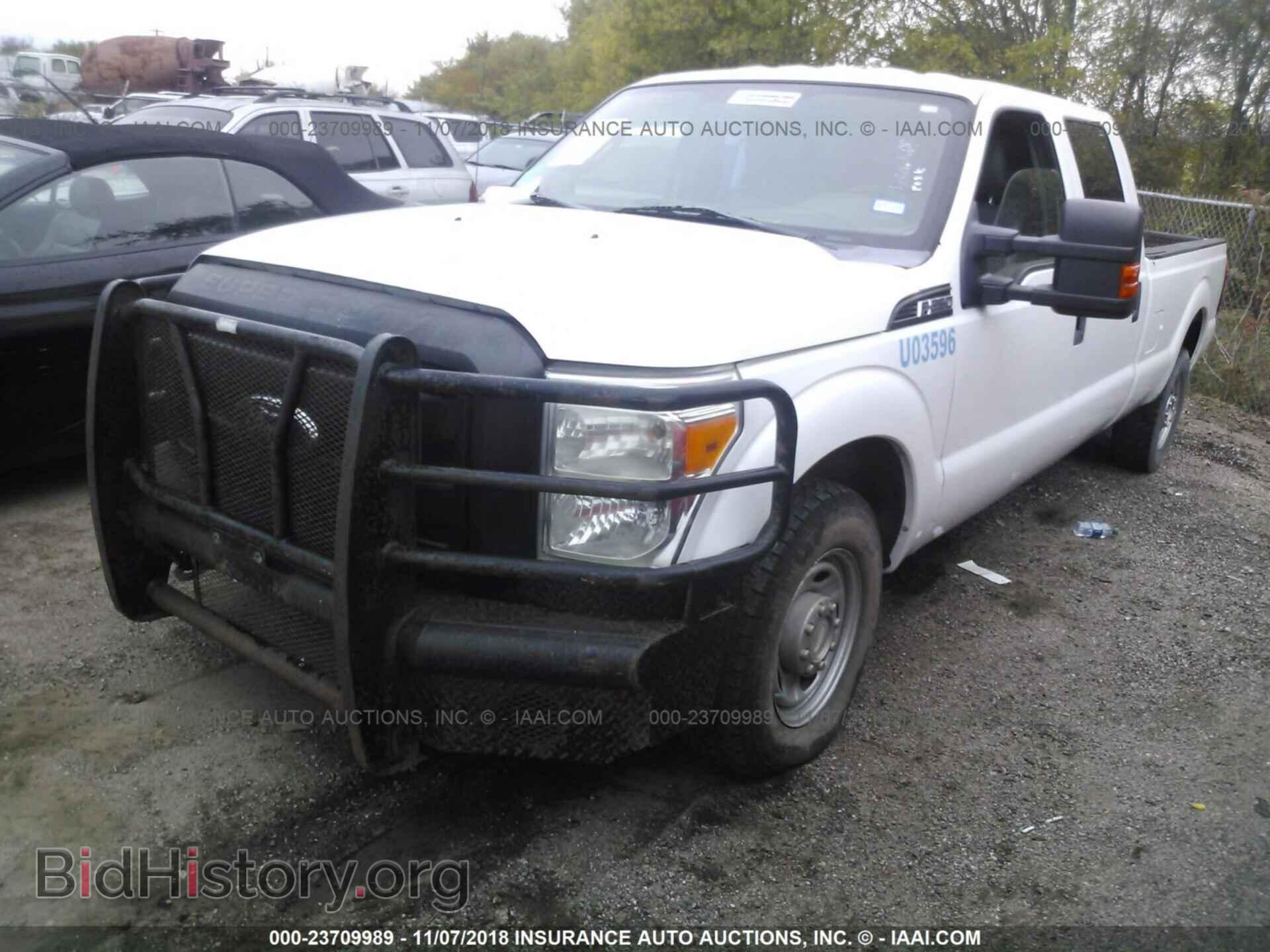2011 Ford F250 - VIN: 1FT7W2A63BED03596 - Фото 2