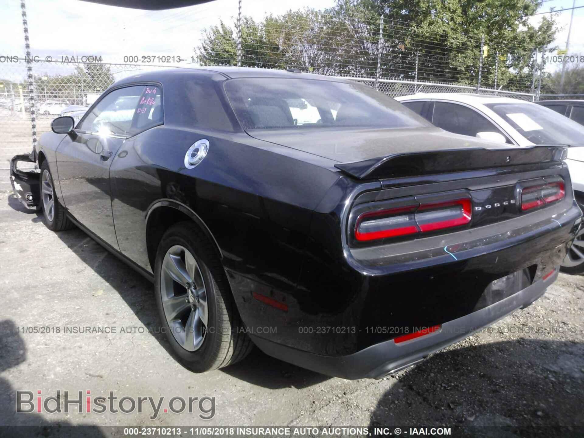 2018 Dodge Challenger - VIN: 2C3CDZAG5JH317694 - Photo 3