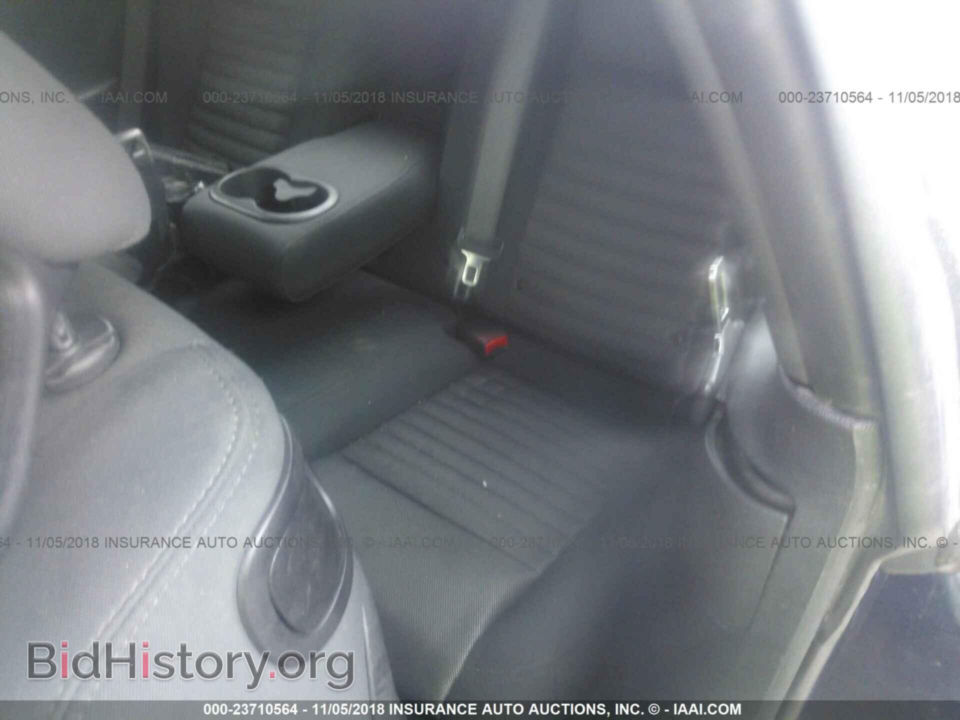 2013 Dodge Challenger - VIN: 2C3CDYAG5DH566401 - Photo 8