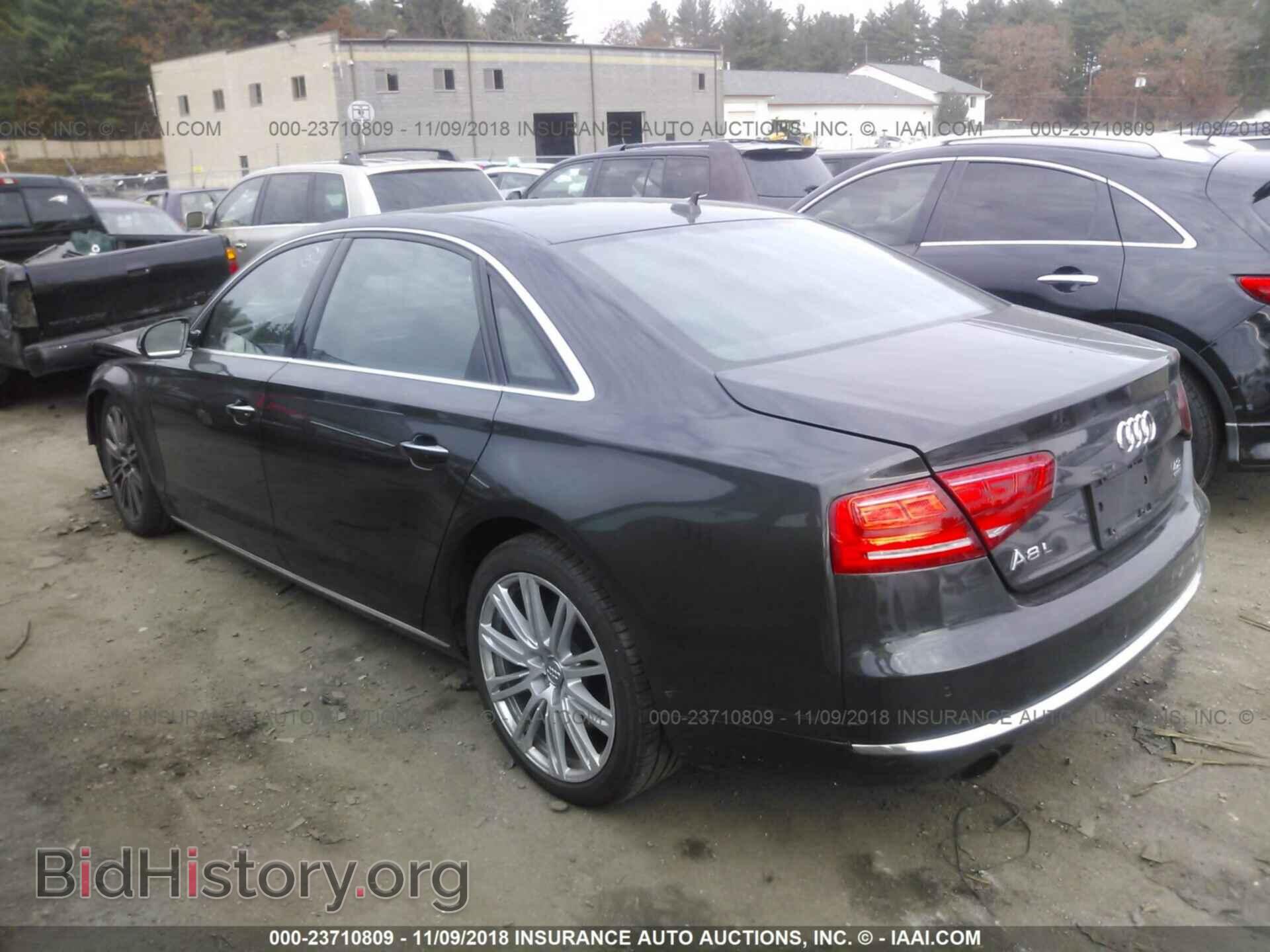 2011 Audi A8 - VIN: WAURVAFD2BN025378 - Фото 3