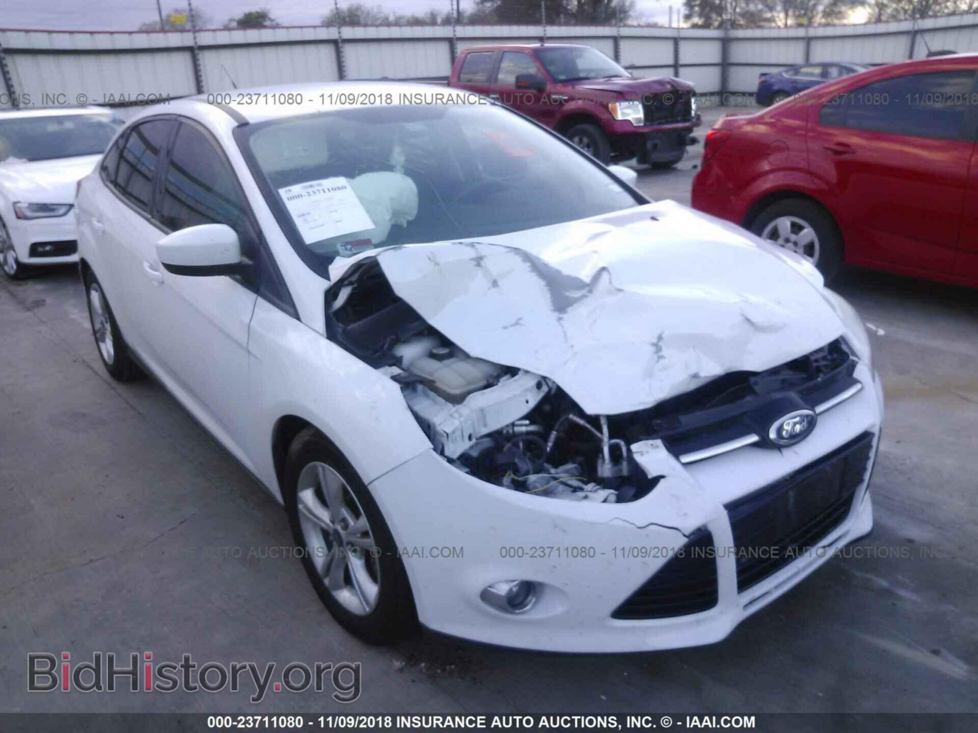 Photo 1FAHP3F26CL329772 - Ford Focus 2012