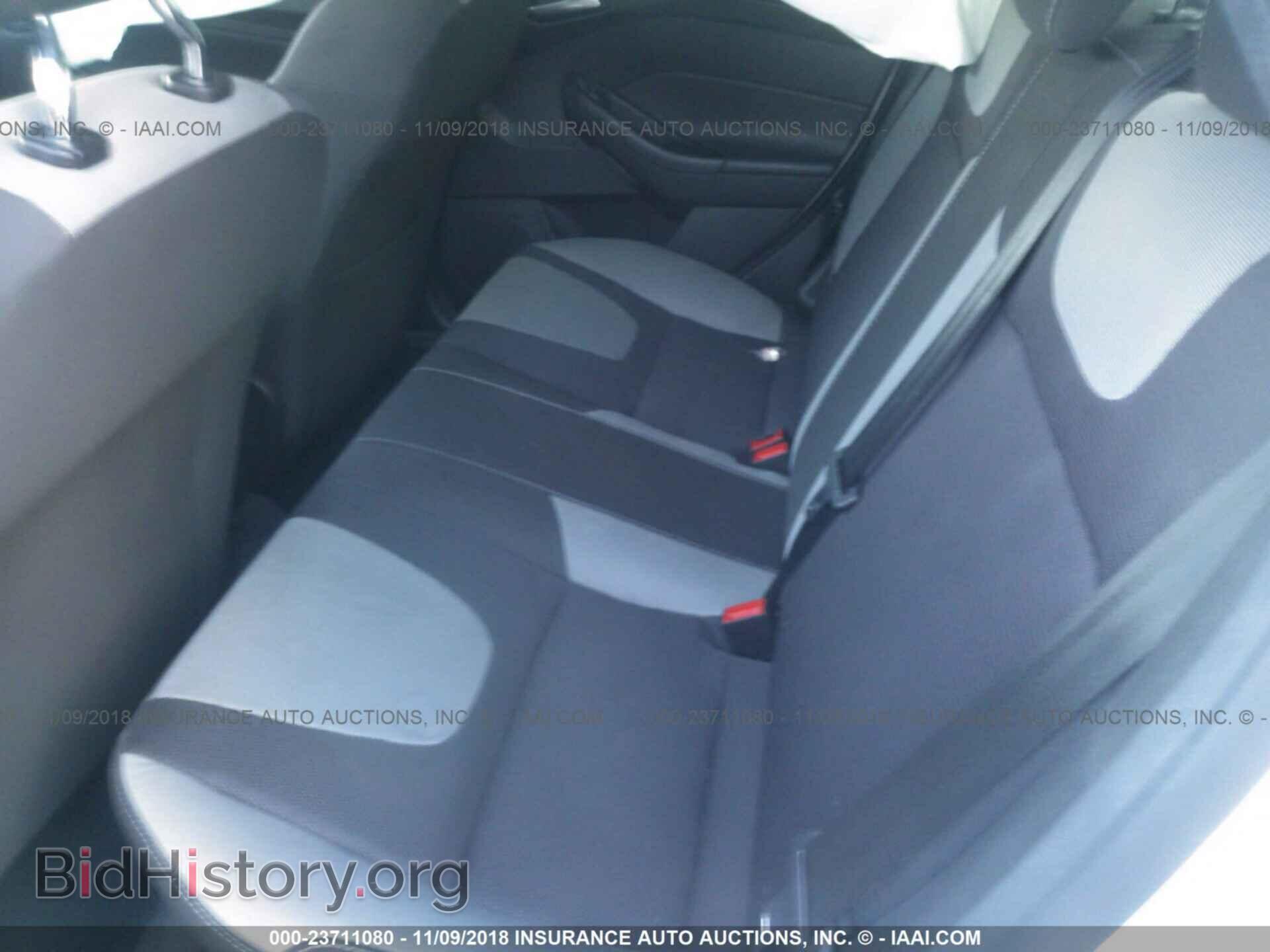 2012 Ford Focus - VIN: 1FAHP3F26CL329772 - Photo 8