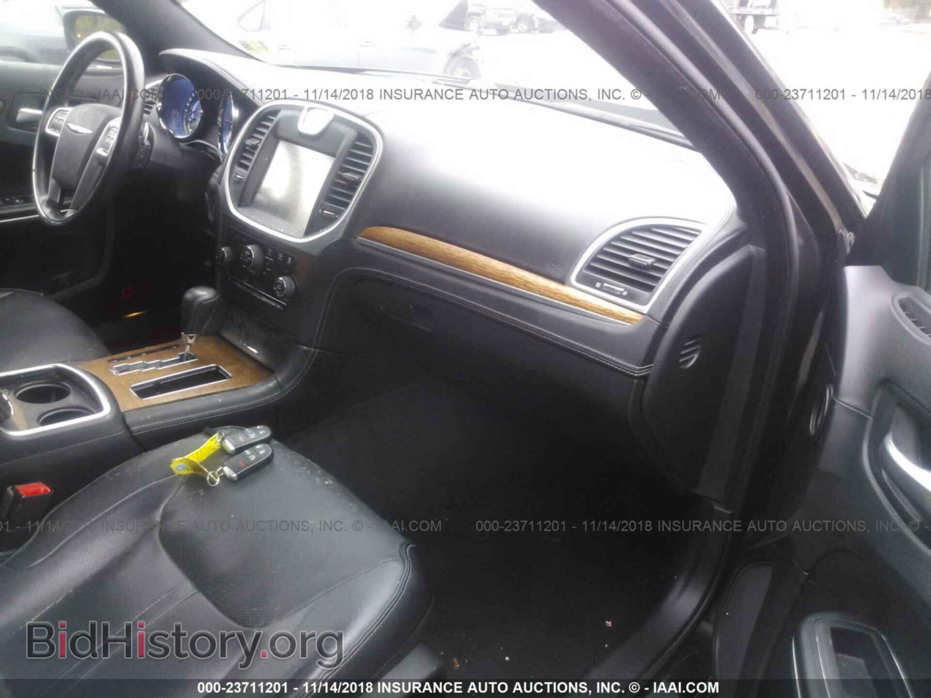 2013 Chrysler 300c - VIN: 2C3CCADT5DH621688 - Фото 5