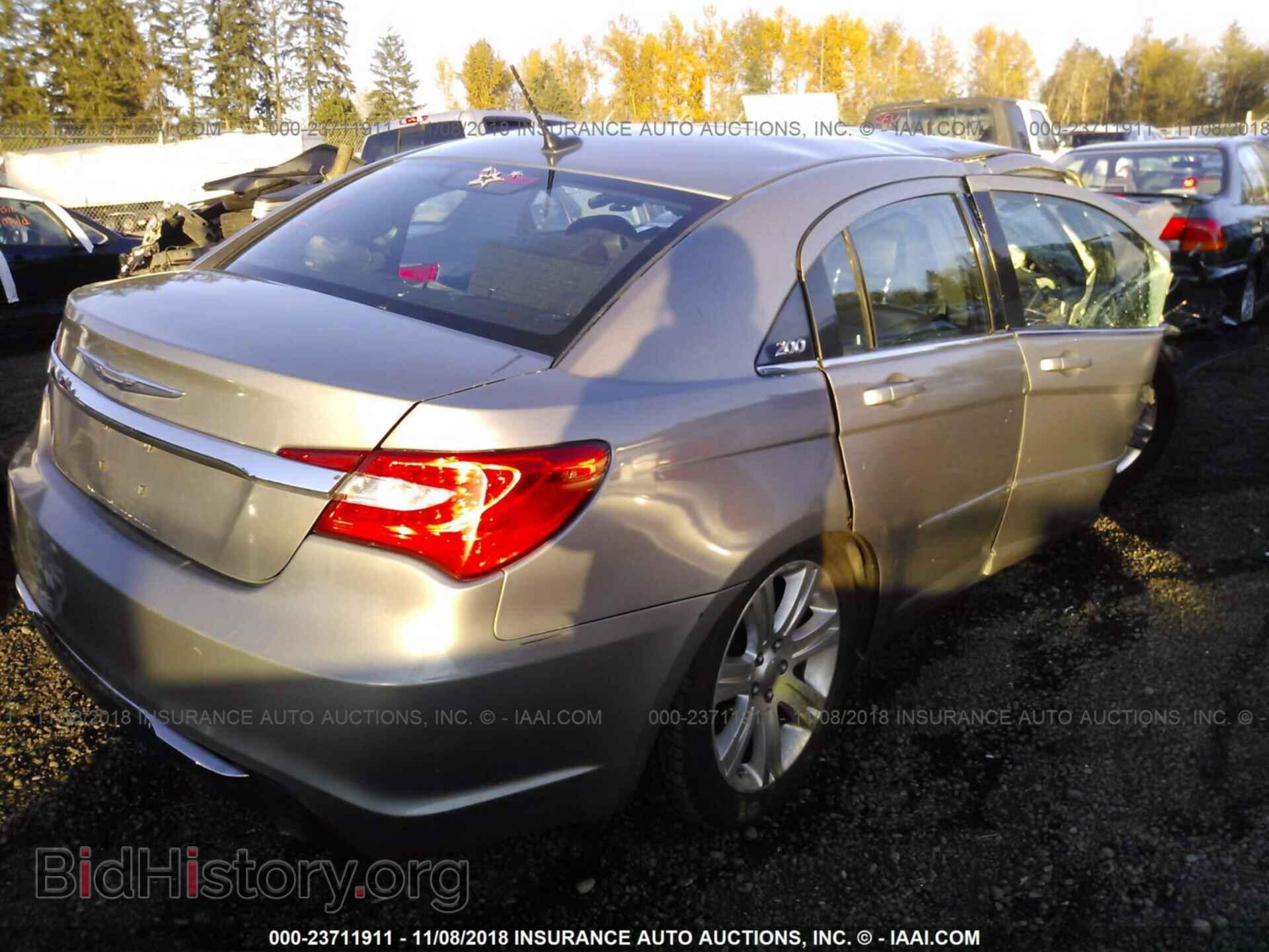 2013 CHRYSLER 200 - VIN: 1C3CCBBB8DN715023 - Photo 4