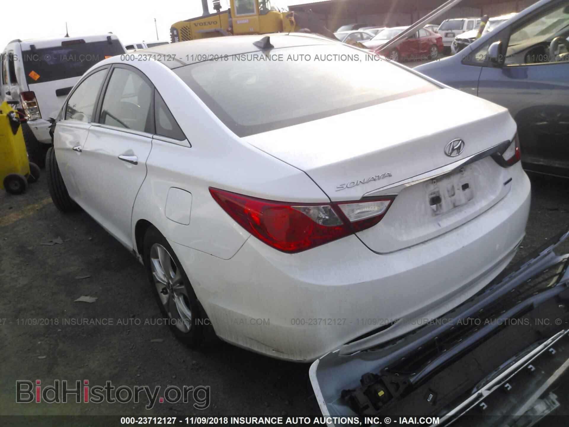 2012 Hyundai Sonata - VIN: 5NPEC4AC2CH452052 - Фото 3