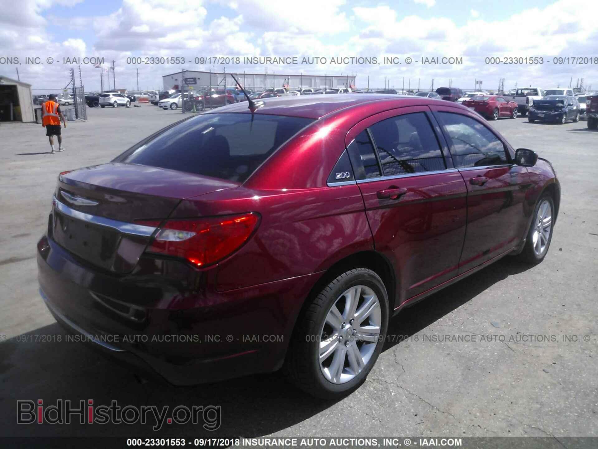 2013 CHRYSLER 200 - VIN: 1C3CCBBB0DN727425 - Фото 4