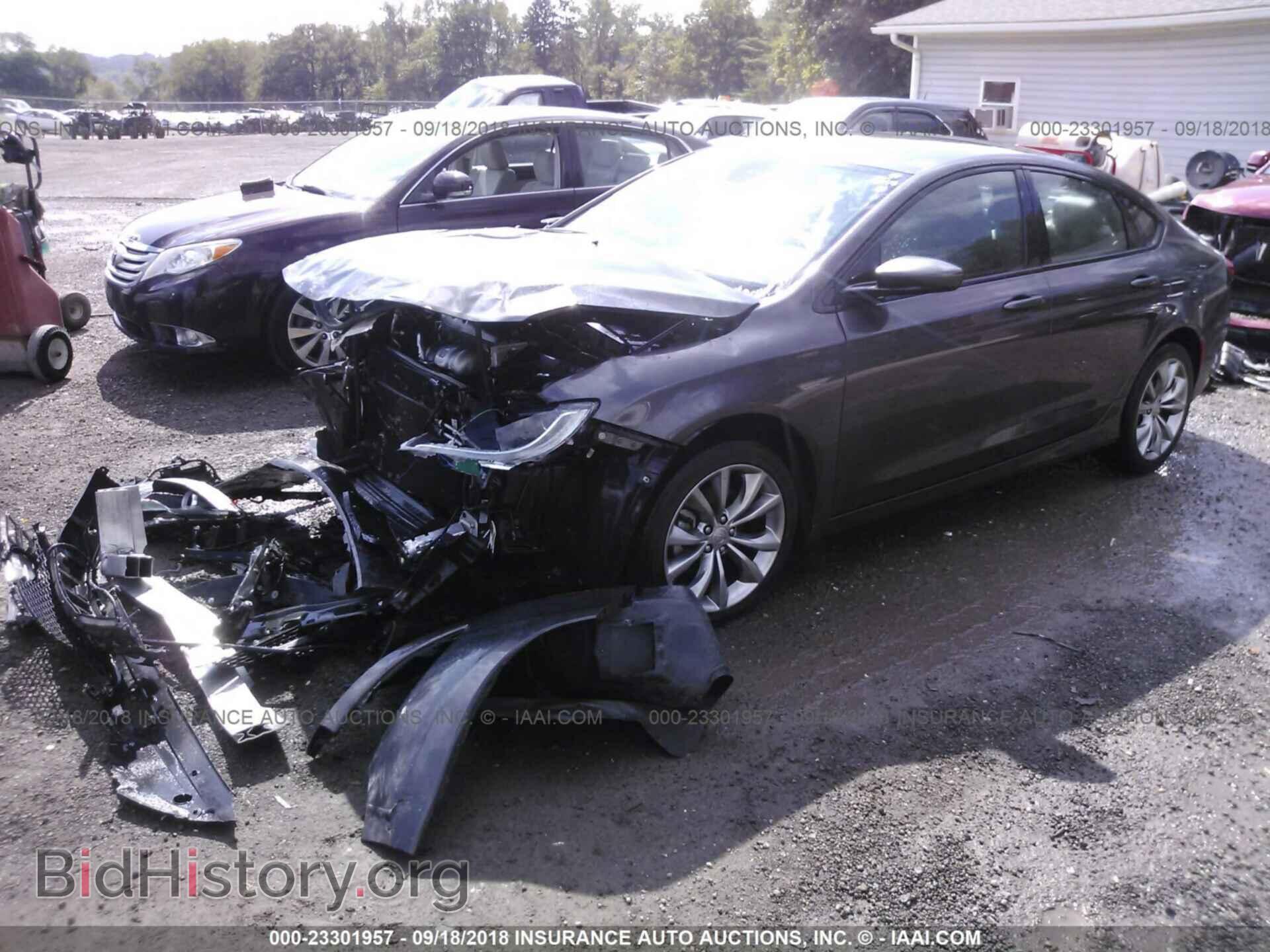 2016 CHRYSLER 200 - VIN: 1C3CCCBB4GN147069 - Фото 2