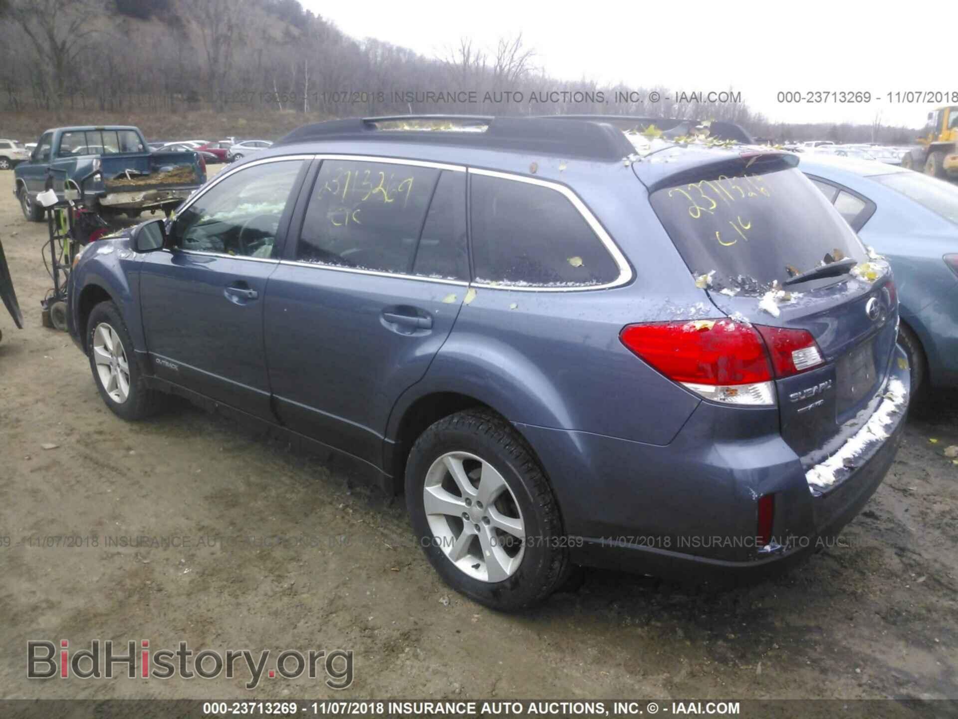 2014 Subaru Outback - VIN: 4S4BRBCC9E3265940 - Фото 3