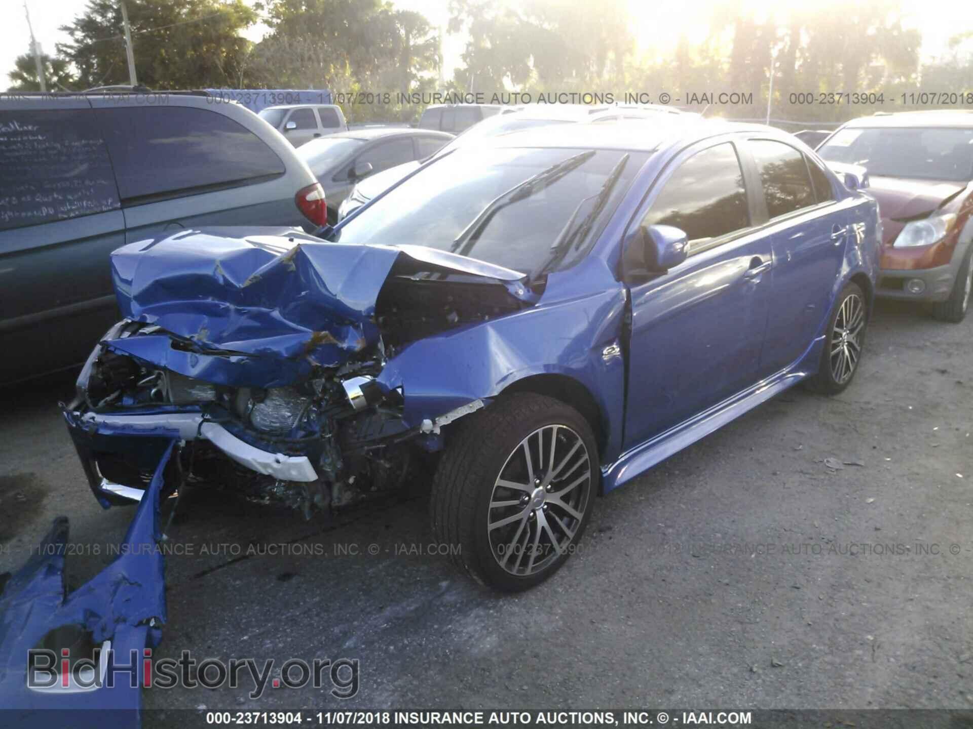 2017 Mitsubishi Lancer - VIN: JA32V2FWXHU006828 - Фото 2