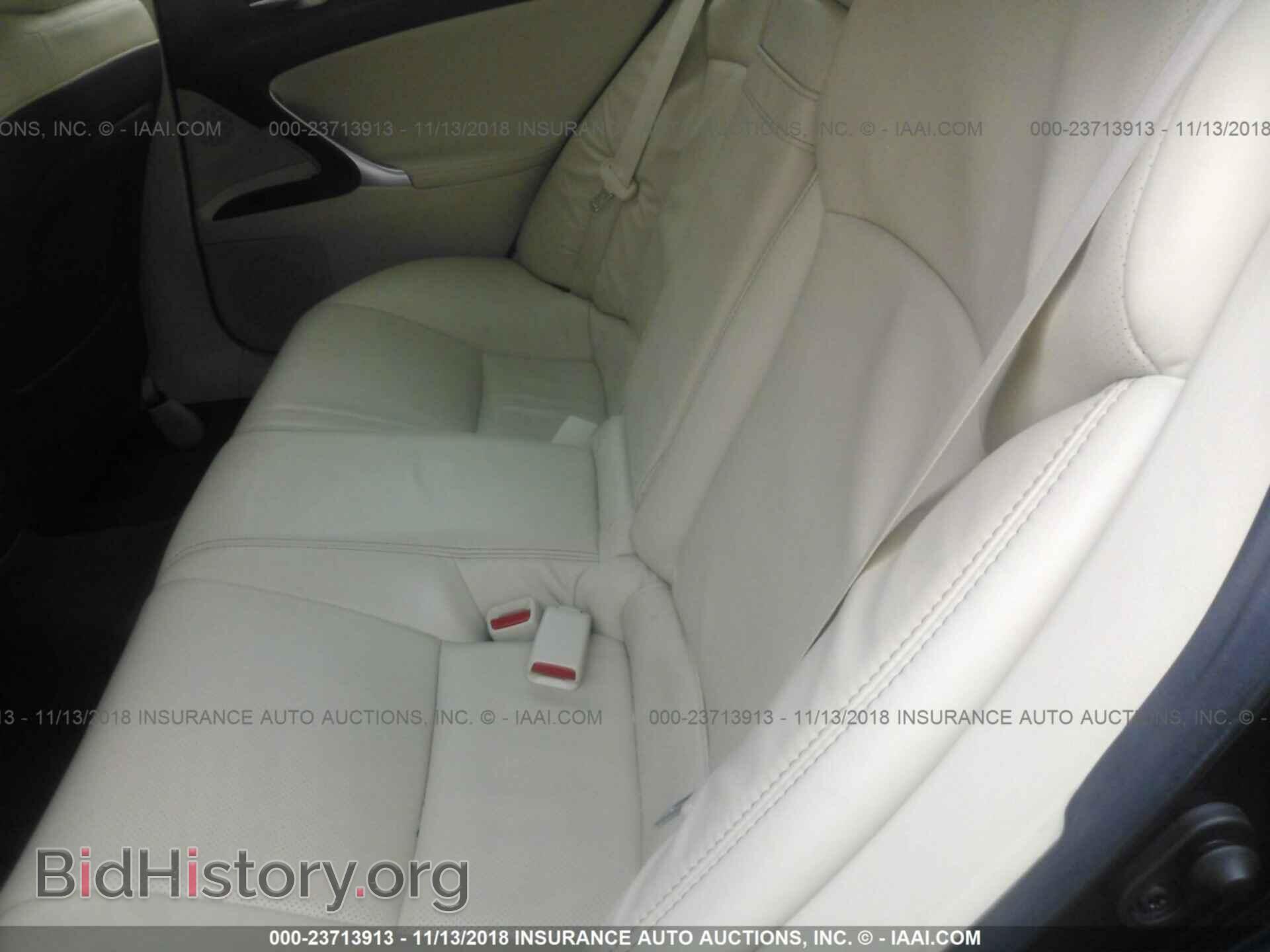 2010 LEXUS IS - VIN: JTHBF5C21A5127876 - Photo 8