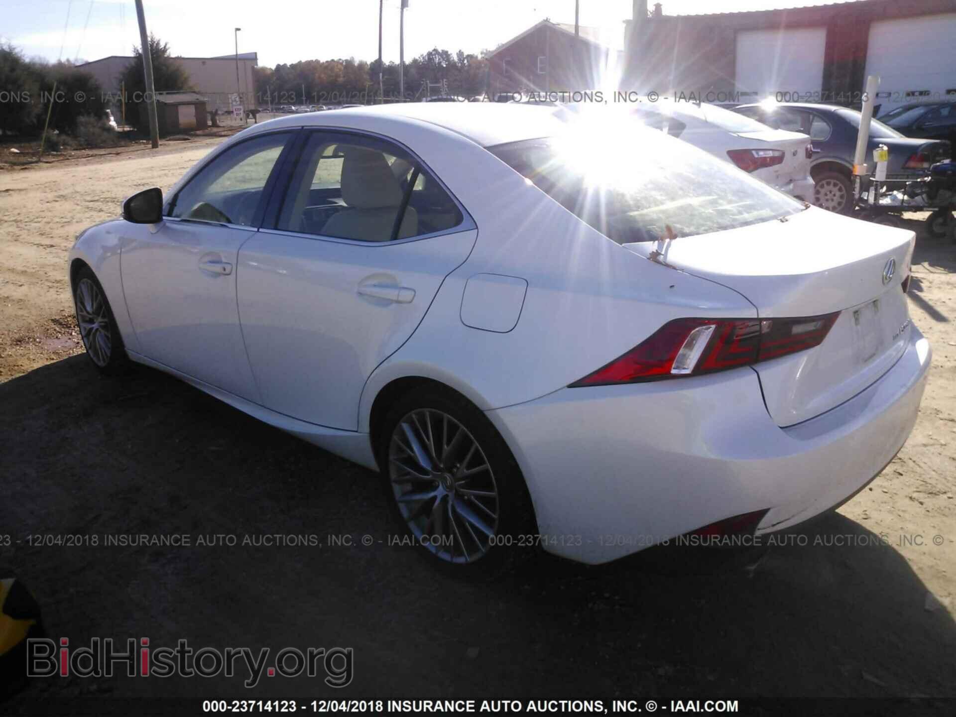 2014 LEXUS IS - VIN: JTHCF1D21E5000563 - Фото 3