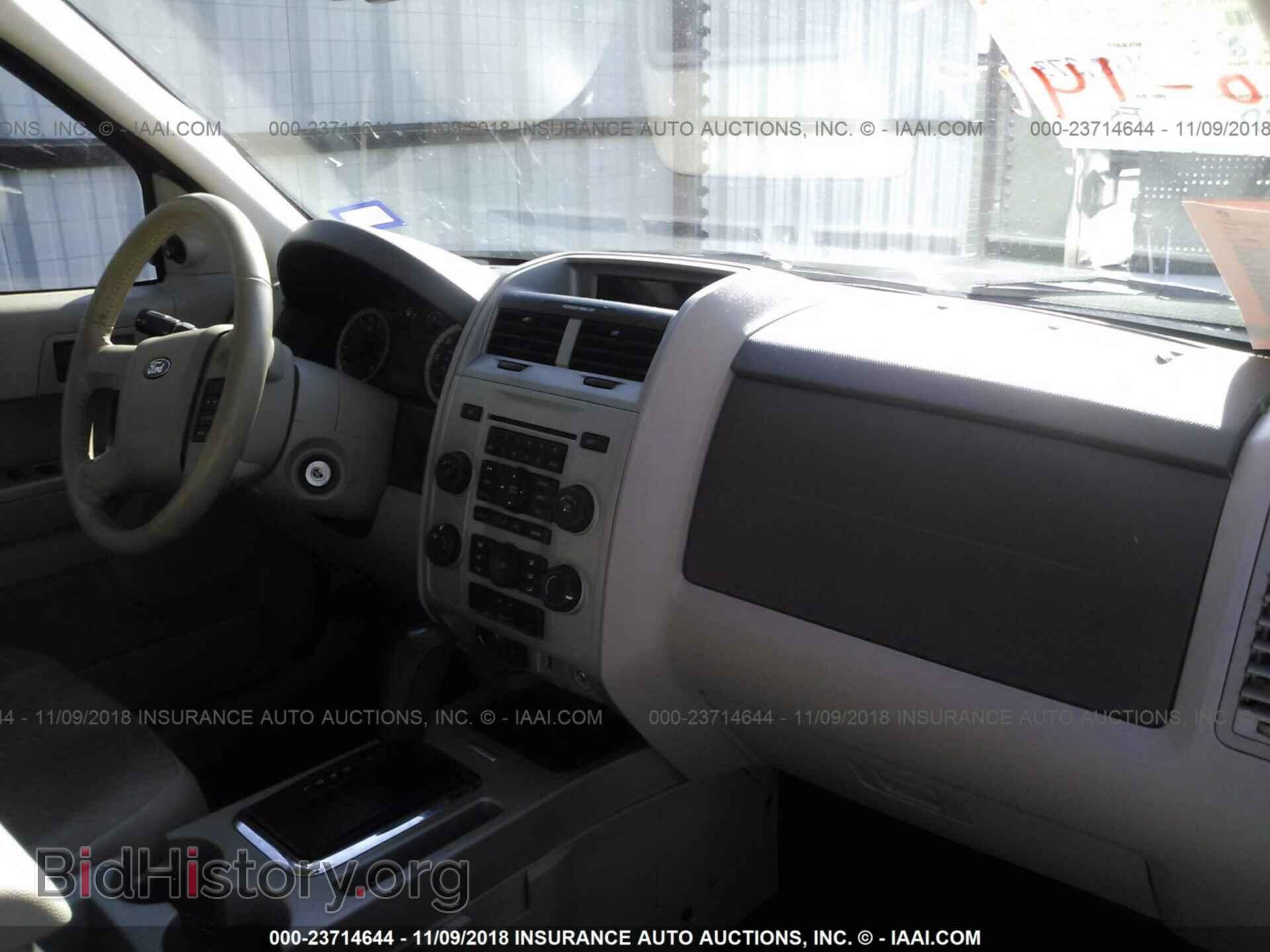 2012 Ford Escape - VIN: 1FMCU0DG1CKA93818 - Фото 5
