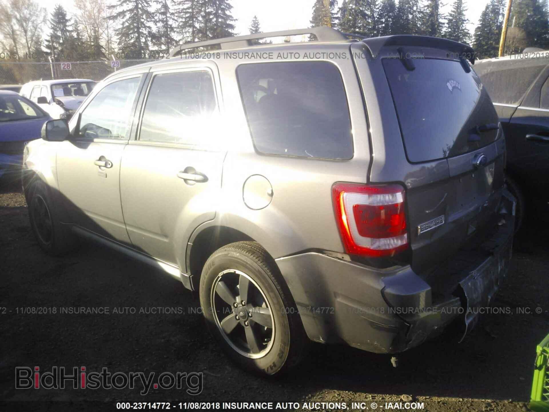 2011 Ford Escape - VIN: 1FMCU0D74BKB84287 - Фото 3
