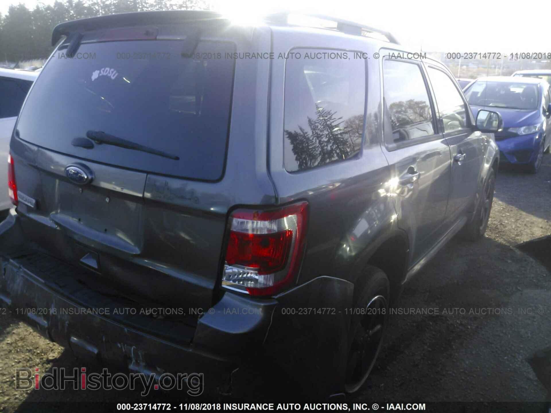 2011 Ford Escape - VIN: 1FMCU0D74BKB84287 - Фото 4
