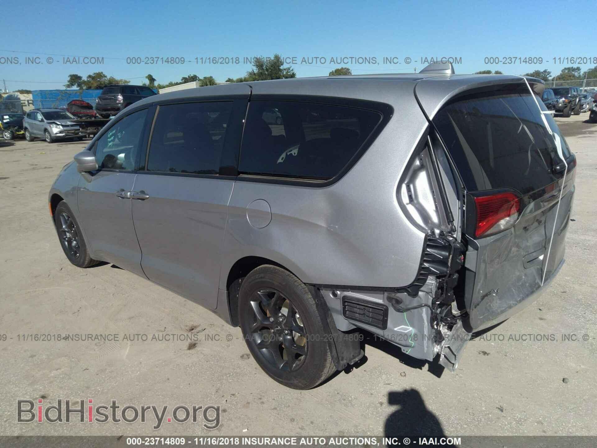 2018 CHRYSLER PACIFICA - VIN: 2C4RC1FG9JR187044 - Фото 3