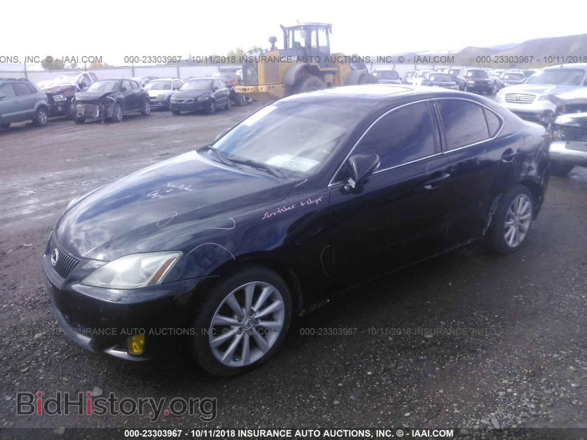 2010 LEXUS IS - VIN: JTHCF5C21A5037891 - Photo 2