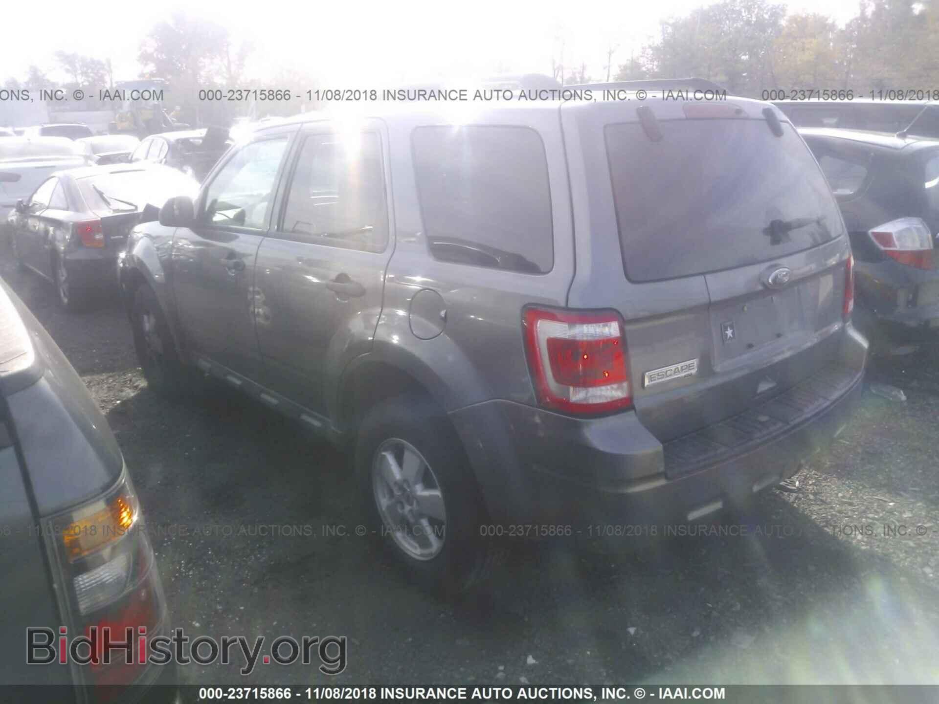 2011 Ford Escape - VIN: 1FMCU9D78BKA30752 - Photo 3