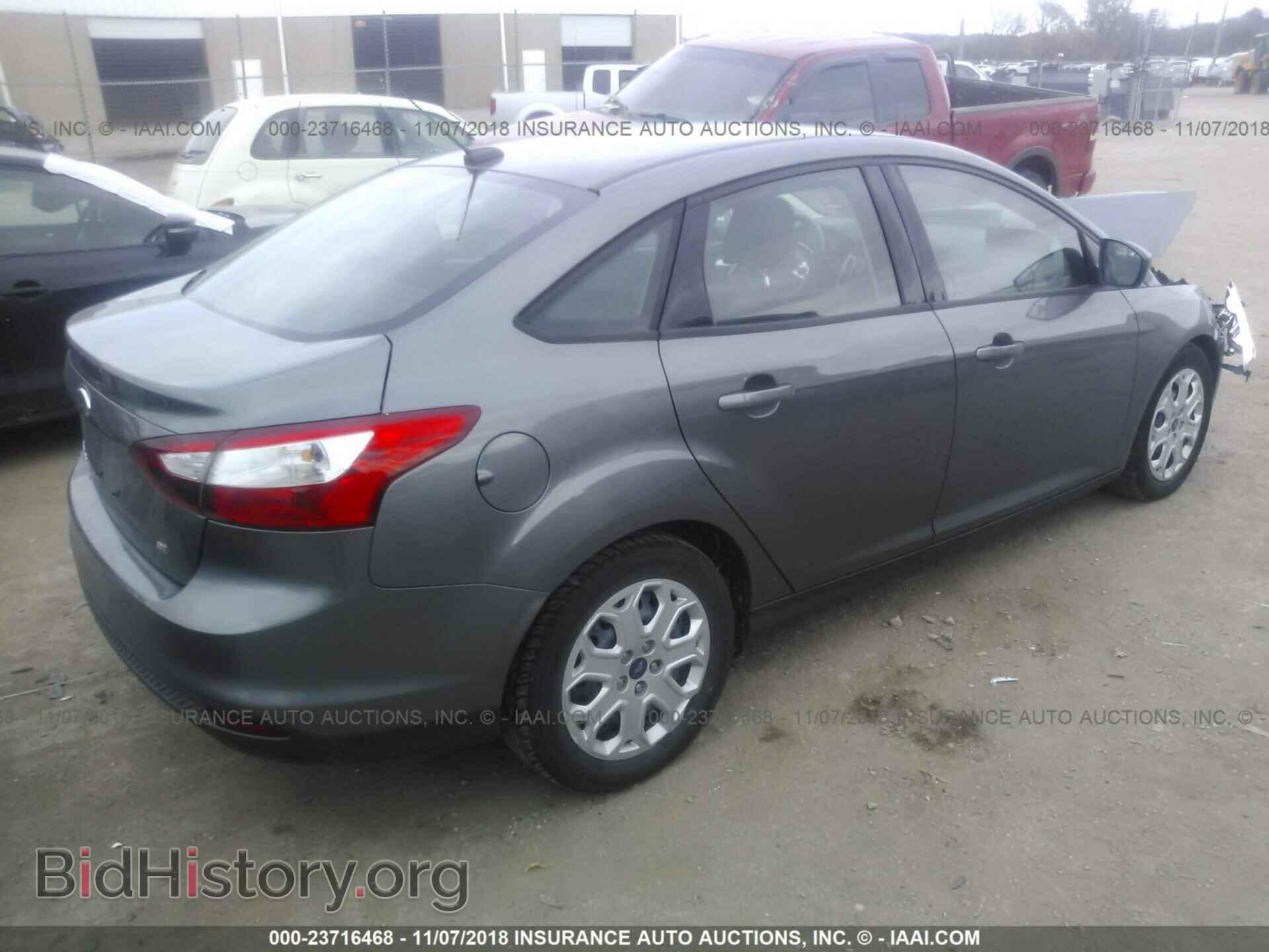 2012 Ford Focus - VIN: 1FAHP3F22CL312838 - Фото 4