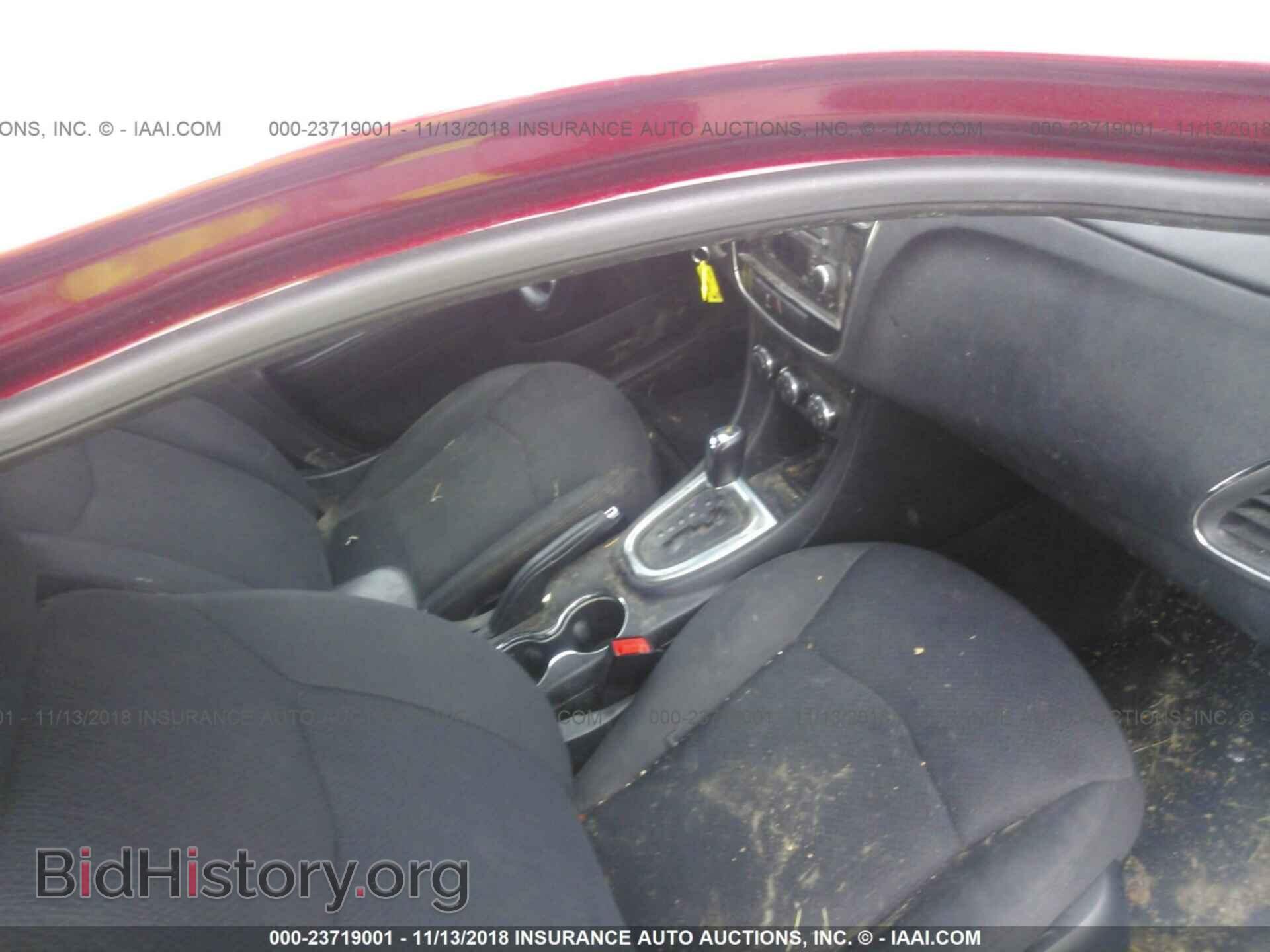 2013 Chrysler 200 - VIN: 1C3CCBBB6DN525334 - Photo 5