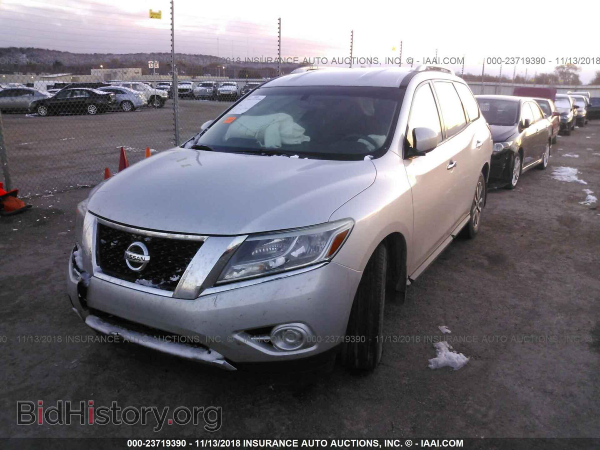 2014 Nissan Pathfinder - VIN: 5N1AR2MN3EC602209 - Фото 2