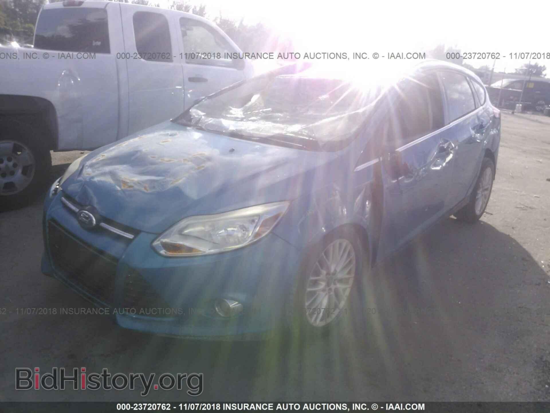 2012 Ford Focus - VIN: 1FAHP3M20CL231646 - Фото 2