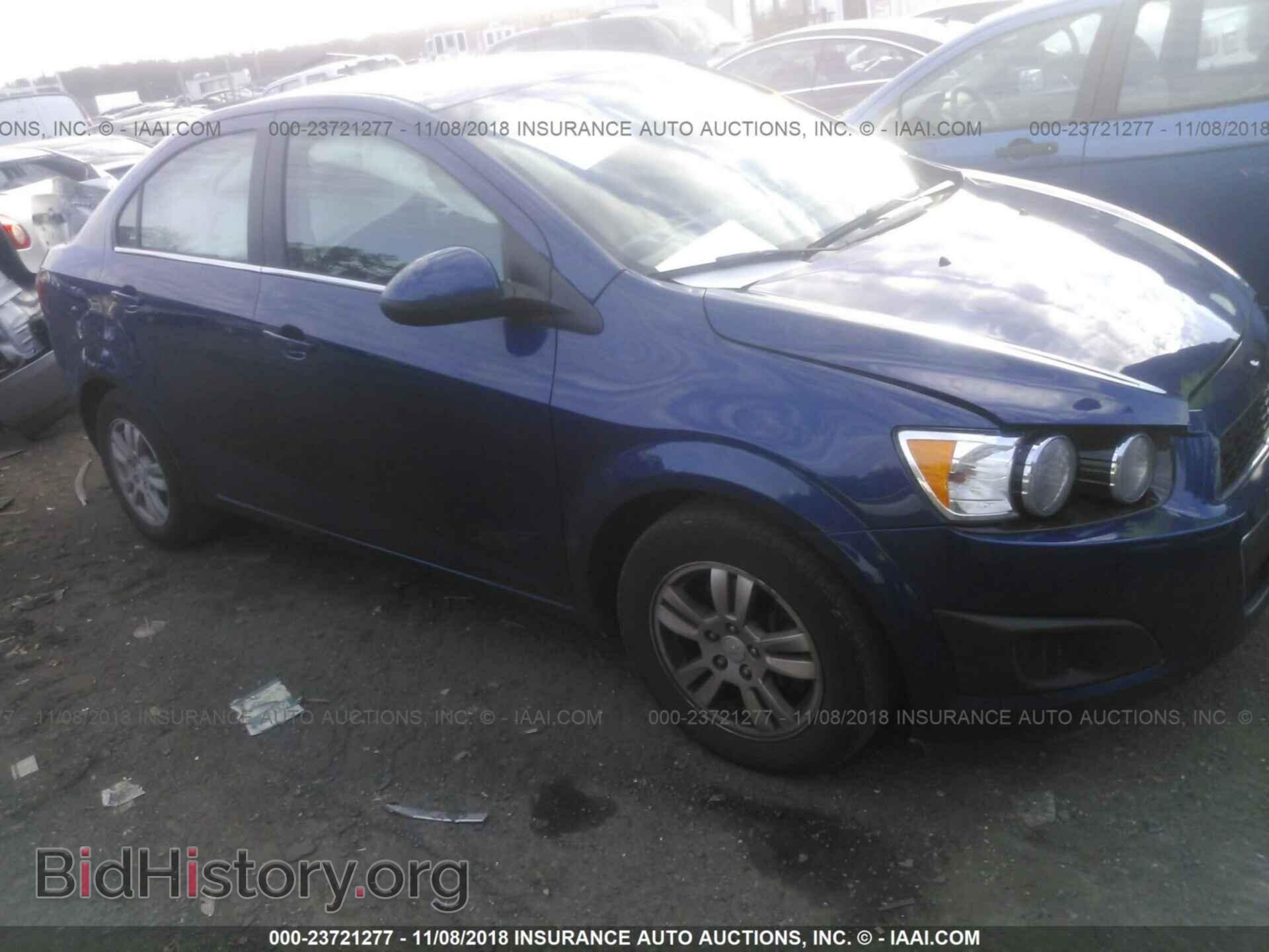 Photo 1G1JC5SH1E4184661 - Chevrolet Sonic 2014