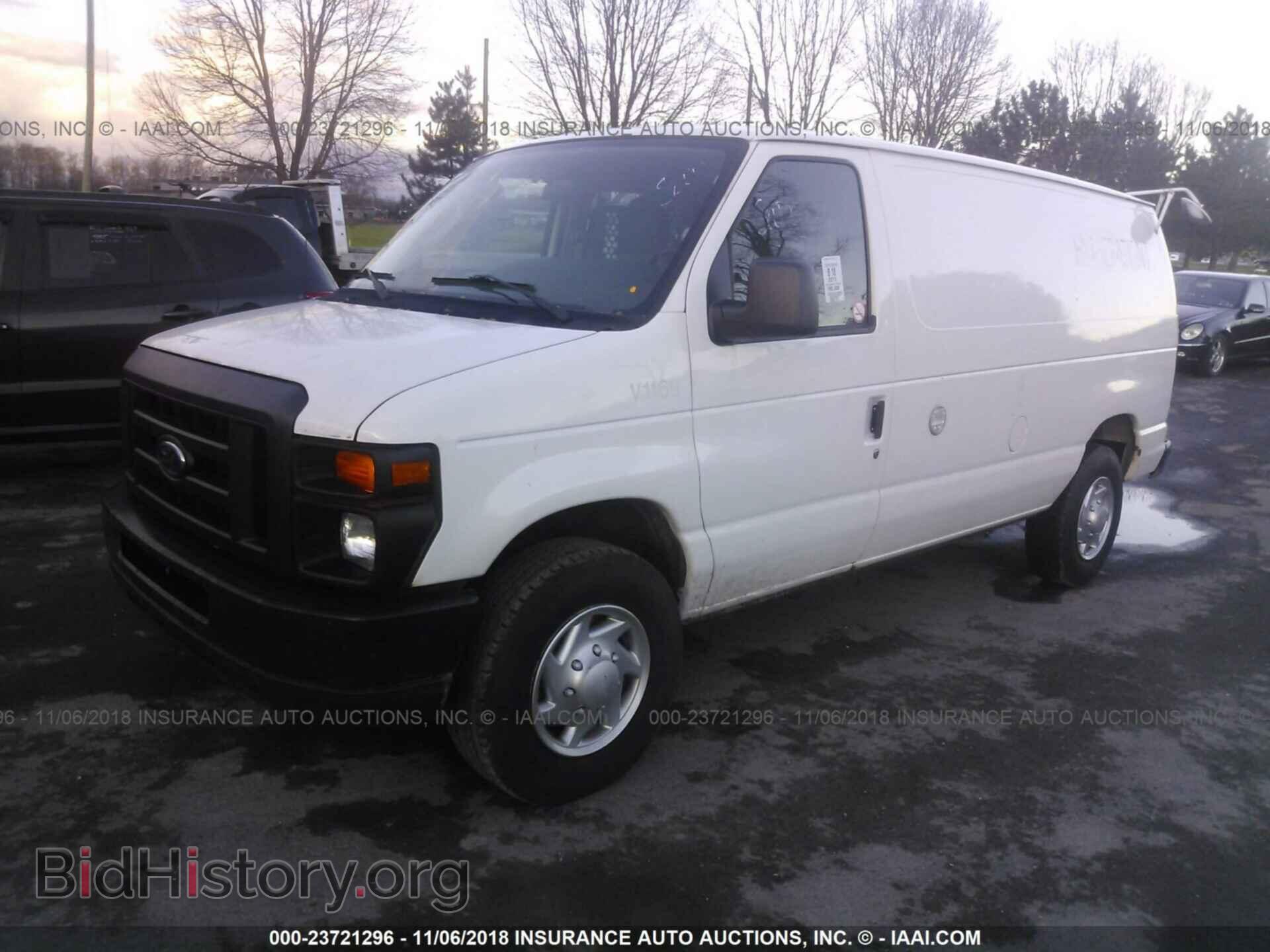 2011 Ford Econoline - VIN: 1FTNE2EL9BDA55676 - Photo 2