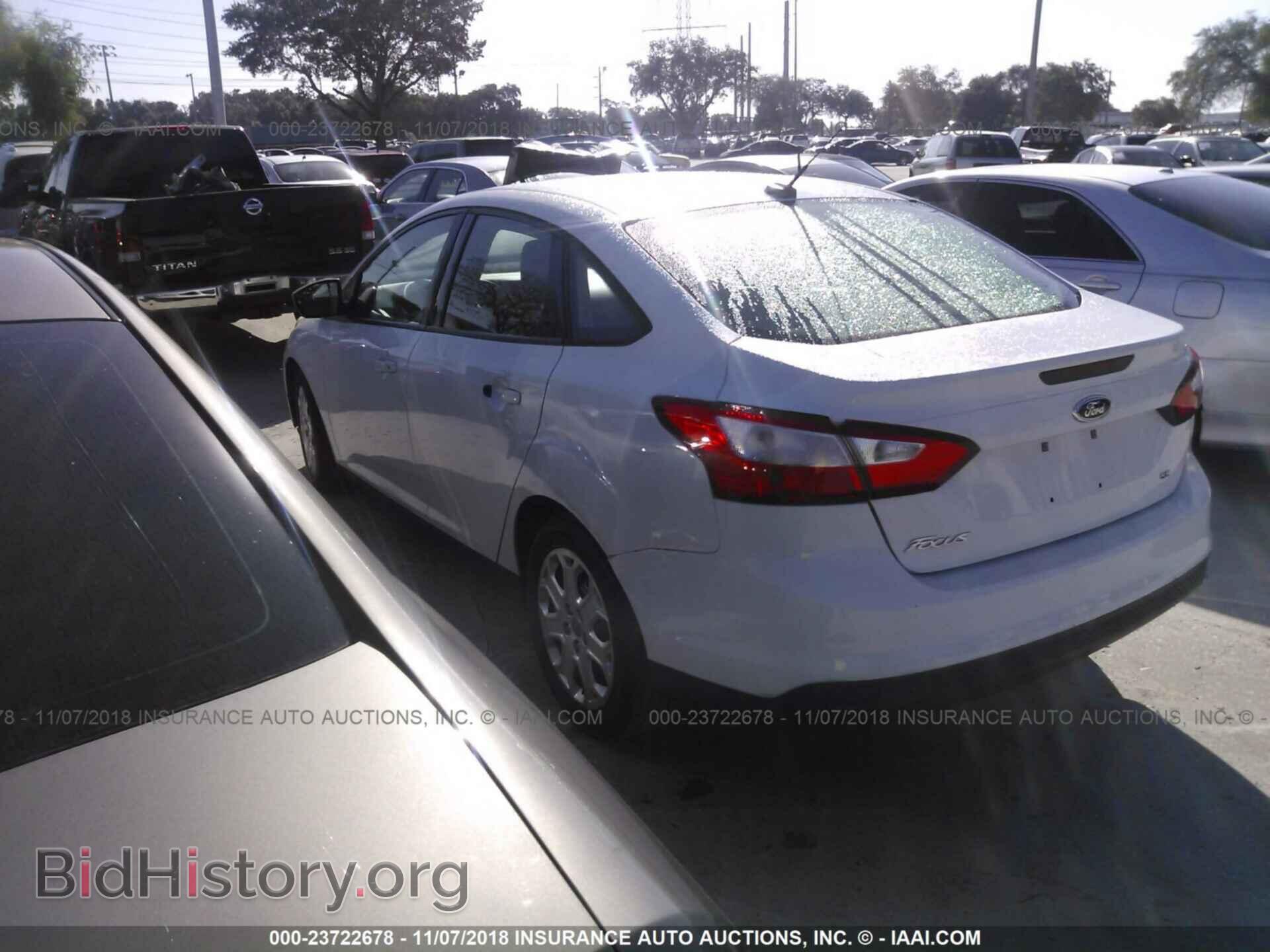 2012 Ford Focus - VIN: 1FAHP3F21CL258738 - Фото 3
