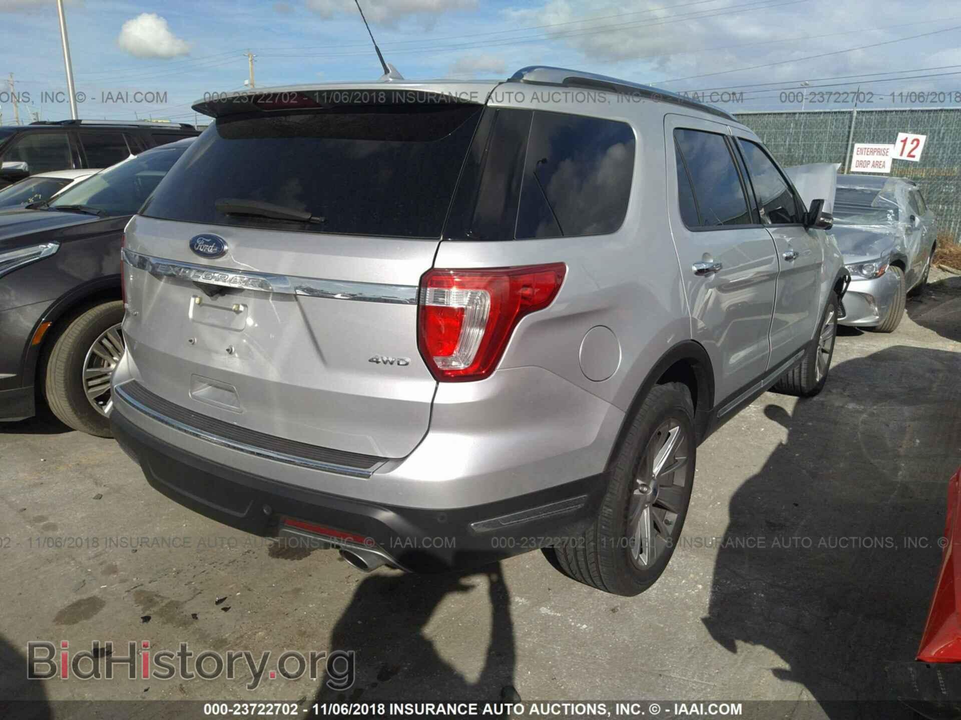 2018 Ford Explorer - VIN: 1FM5K8F86JGB32924 - Photo 4