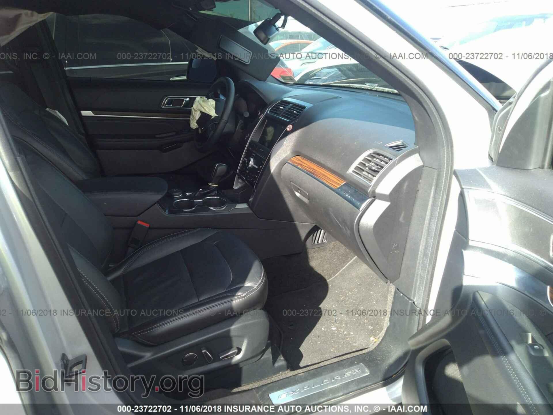 2018 Ford Explorer - VIN: 1FM5K8F86JGB32924 - Photo 5