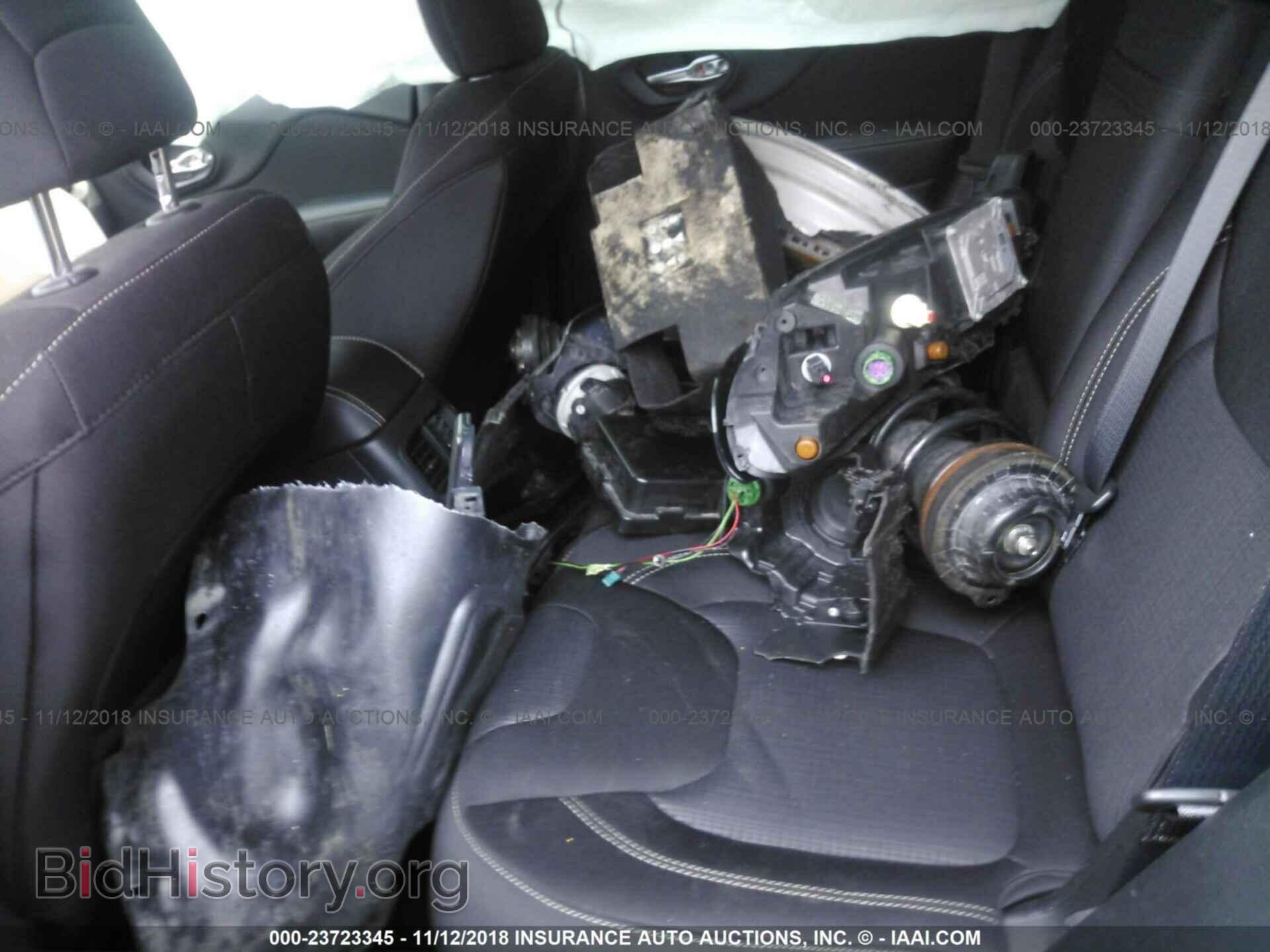 2015 JEEP CHEROKEE - VIN: 1C4PJMCB5FW687174 - Photo 8