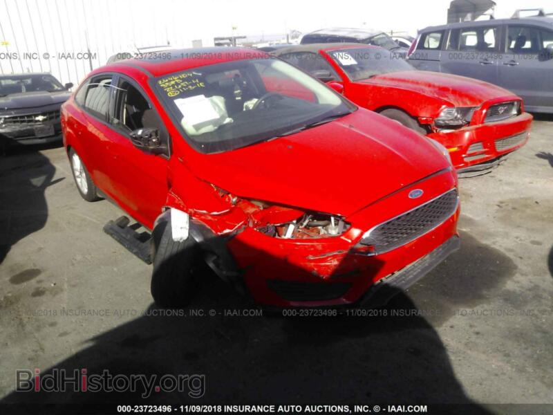 2016 Ford FOCUS SE (VIN 1FADP3F24GL270046) — фото 1 из 10, IAAI, повреждение: передняя и задняя часть
