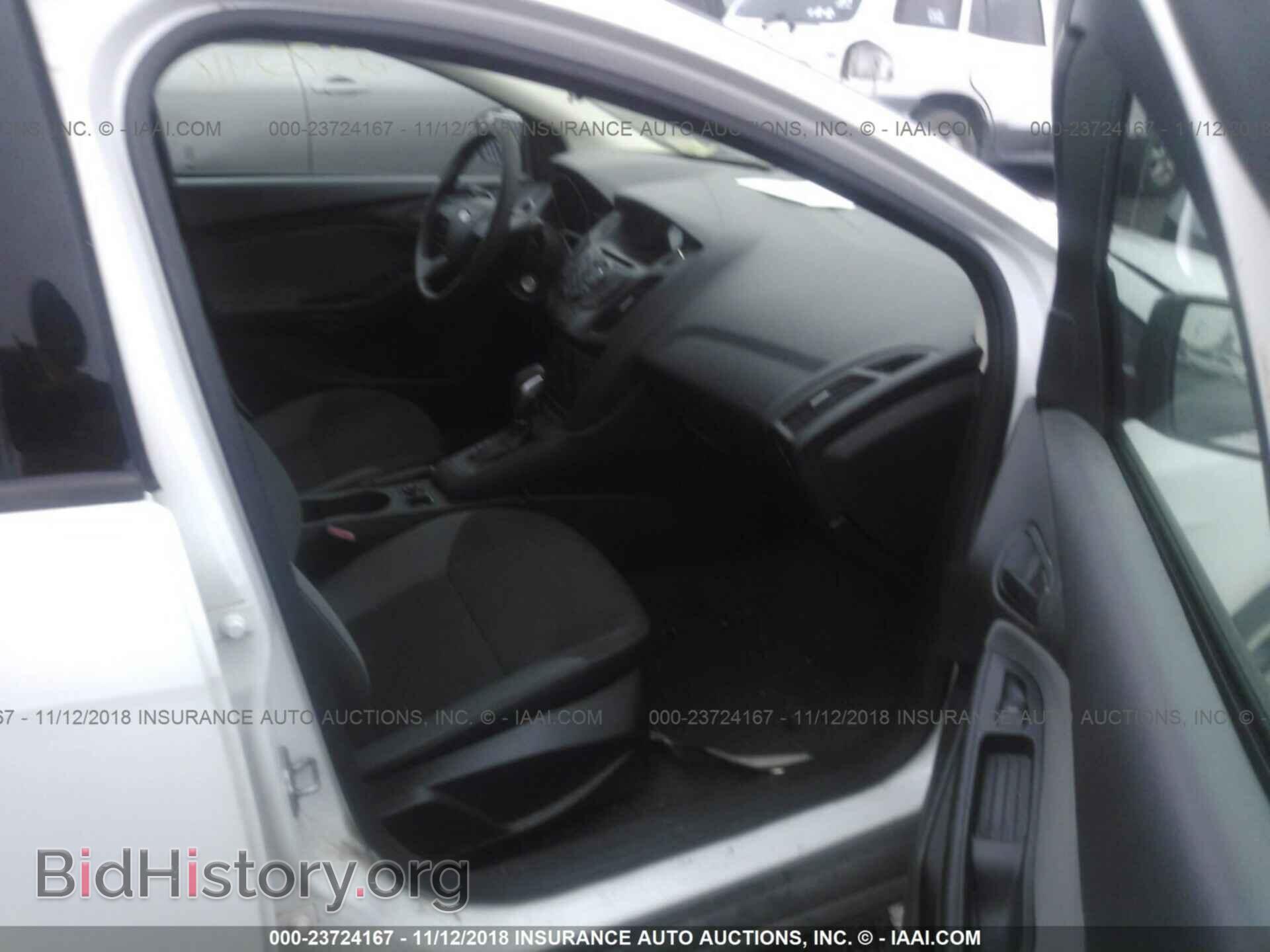 2012 Ford Focus - VIN: 1FAHP3E26CL263564 - Photo 5