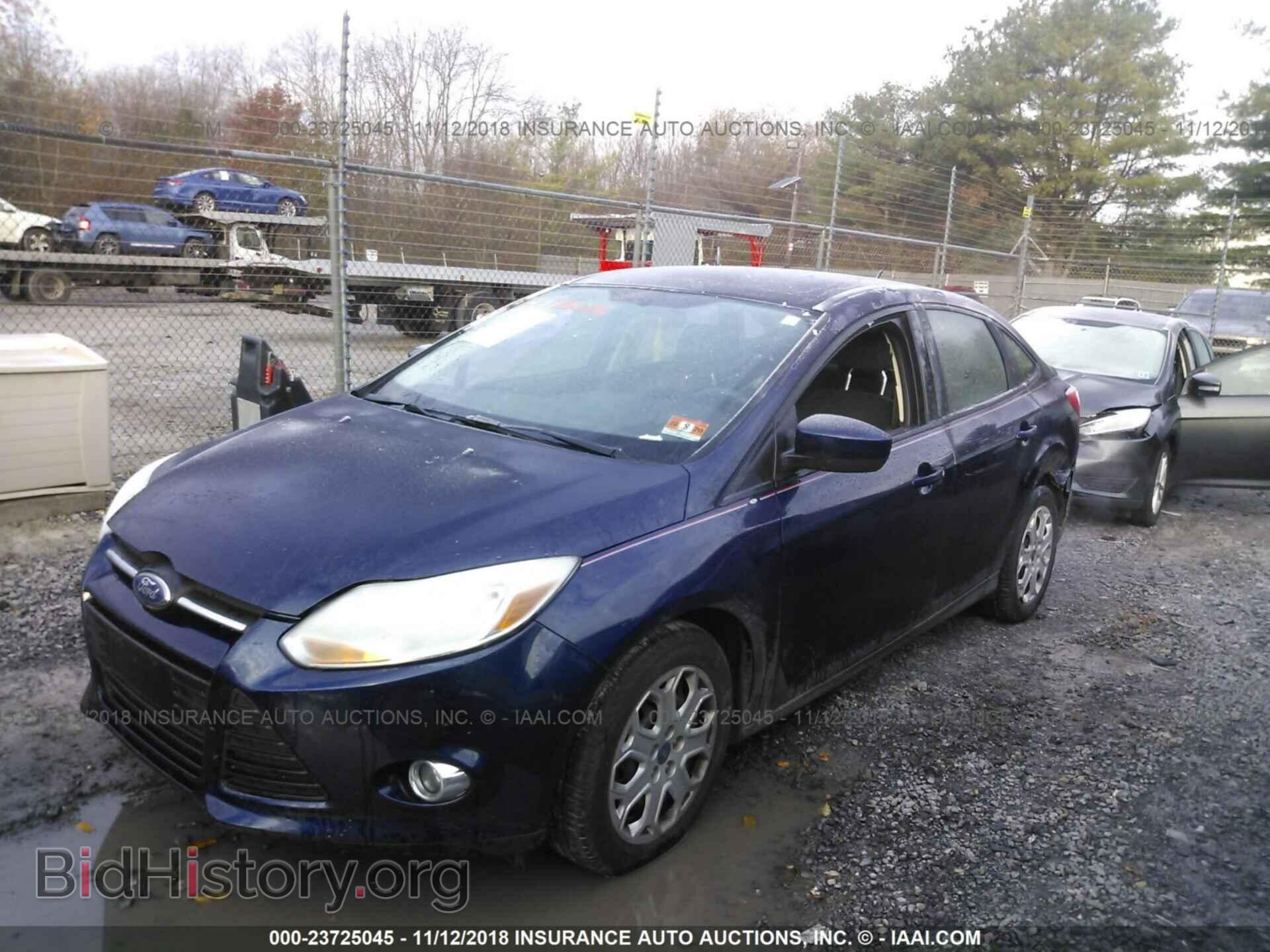 2012 Ford Focus - VIN: 1FAHP3F24CL138089 - Photo 2