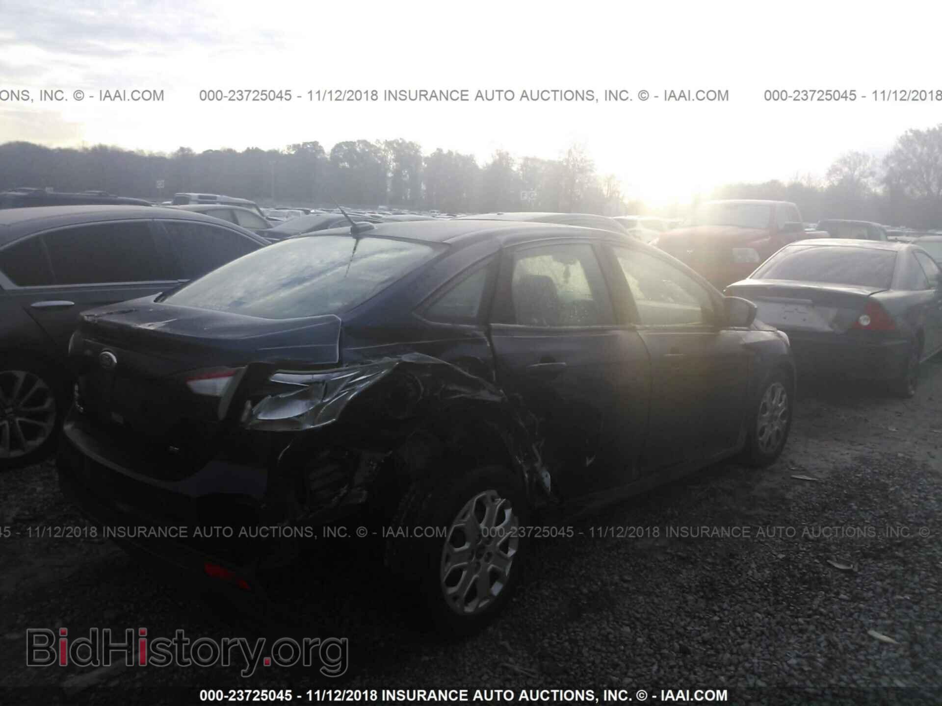 2012 Ford Focus - VIN: 1FAHP3F24CL138089 - Photo 4