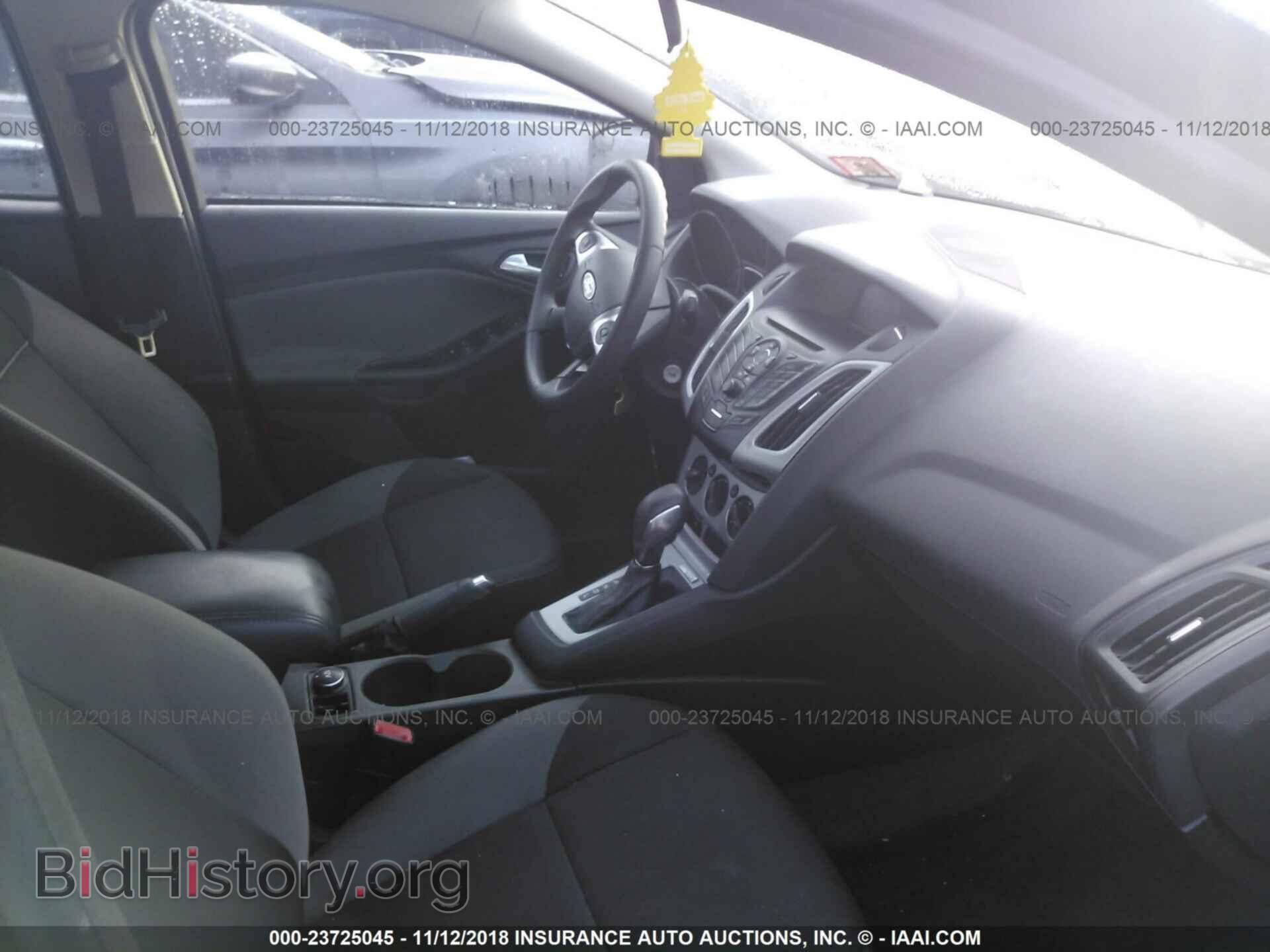 2012 Ford Focus - VIN: 1FAHP3F24CL138089 - Photo 5