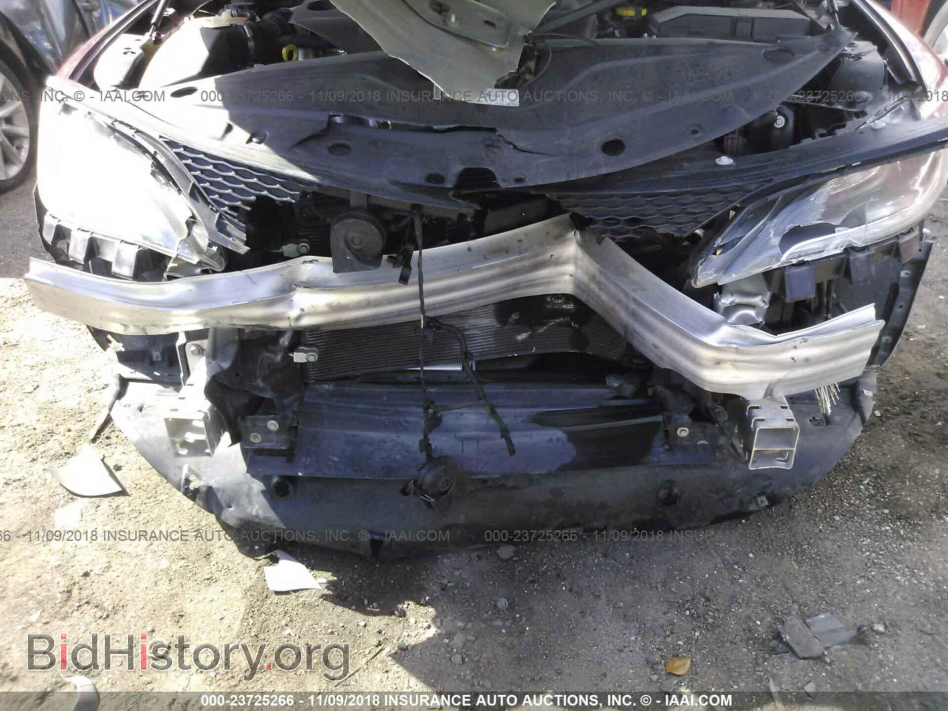 2015 Chrysler 200 - VIN: 1C3CCCAB0FN724650 - Photo 6
