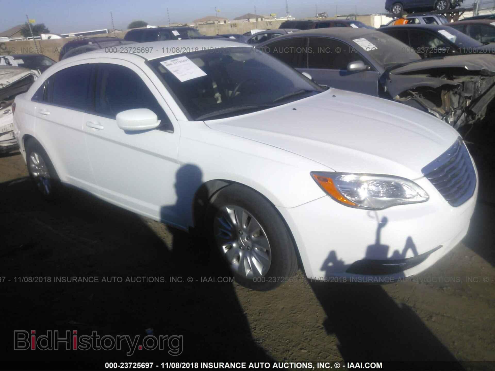 Photo 1C3CCBAB2DN606672 - Chrysler 200 2013