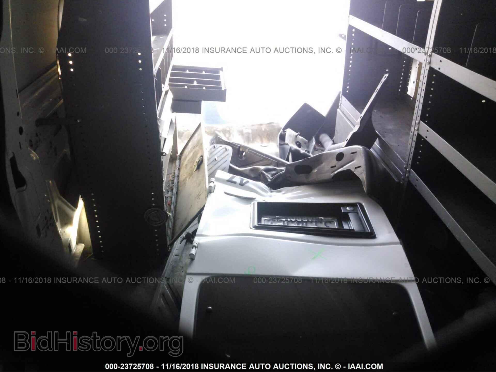 2011 Ford Econoline - VIN: 1FTNE1EW4BDA66556 - Photo 8