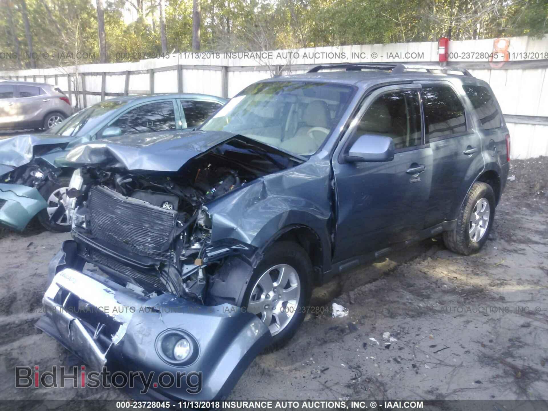 2011 FORD ESCAPE - VIN: 1FMCU0E76BKC08944 - Photo 2