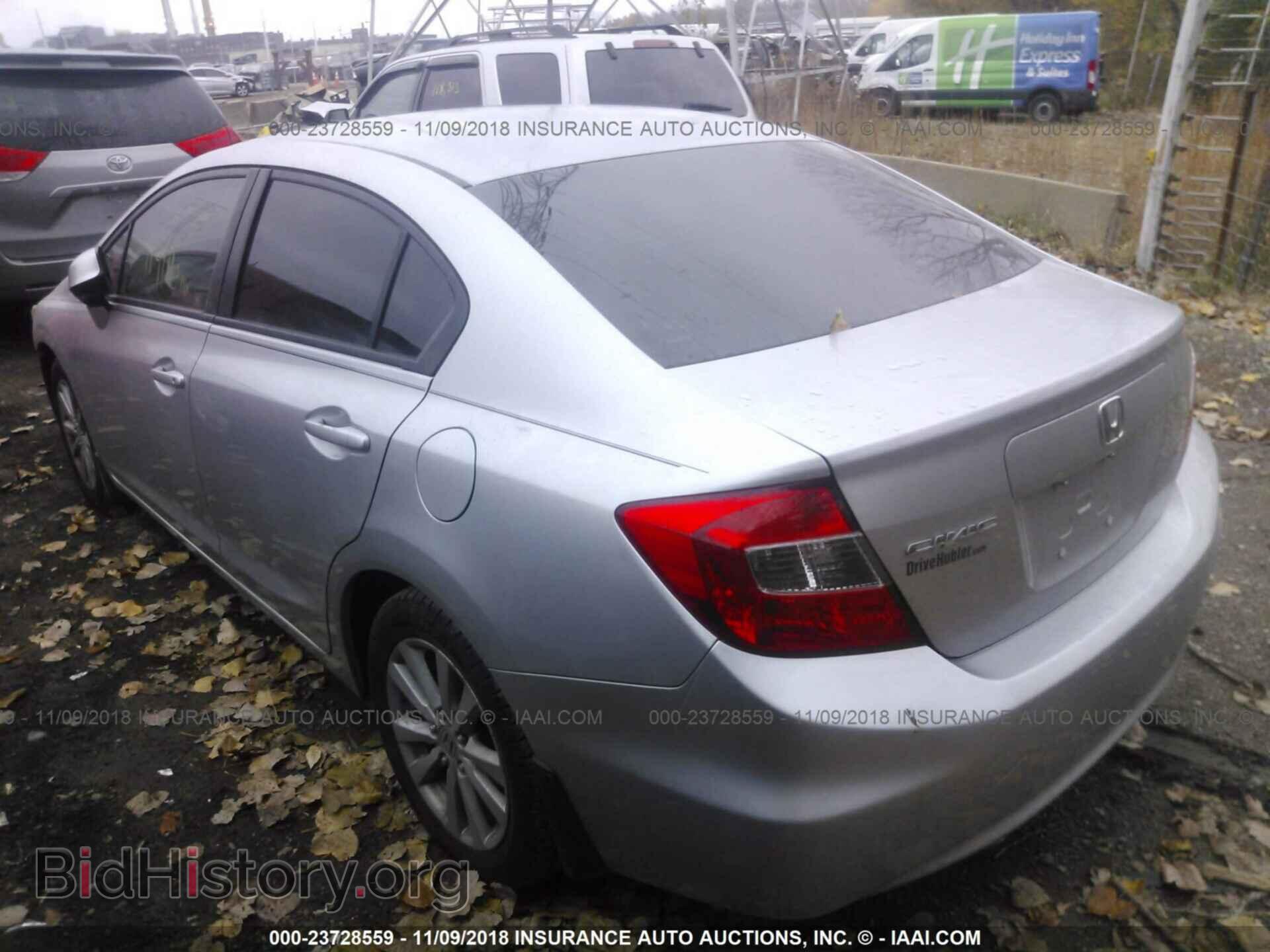 2012 Honda Civic - VIN: 19XFB2F82CE093502 - Фото 3