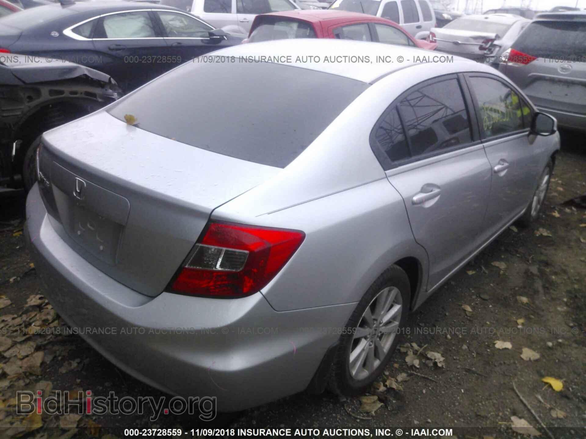 2012 Honda Civic - VIN: 19XFB2F82CE093502 - Фото 4
