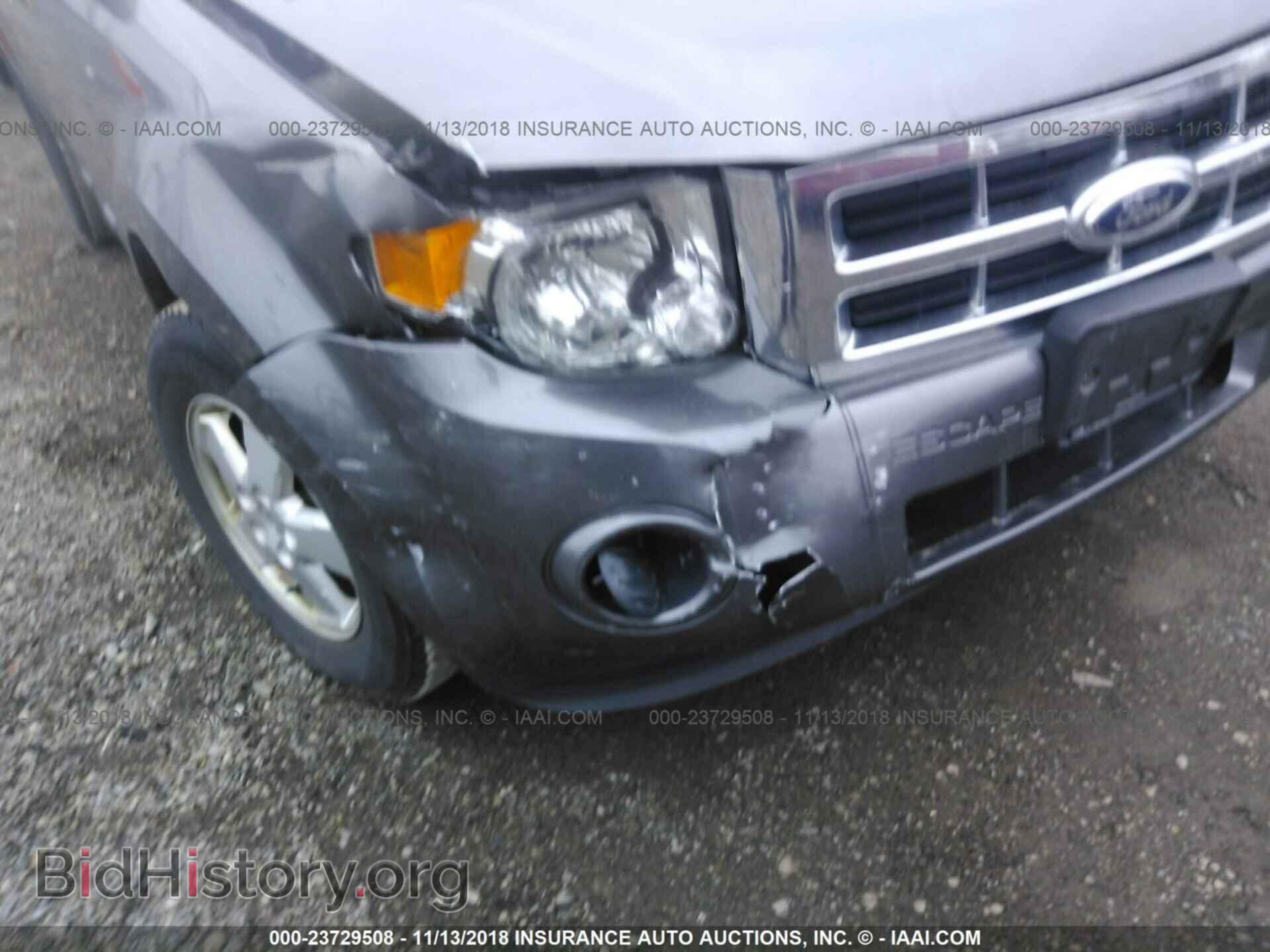 2011 Ford Escape - VIN: 1FMCU0C75BKA05871 - Photo 6