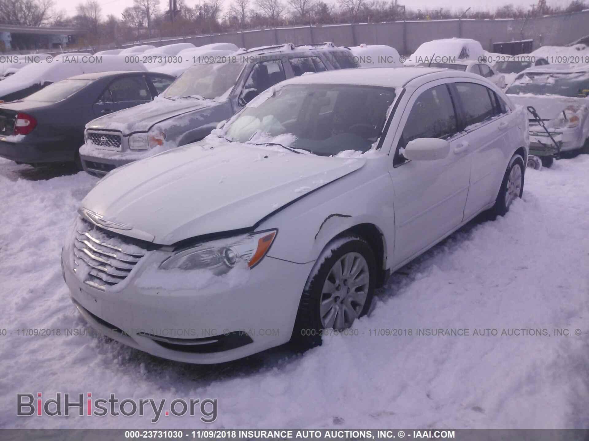 2012 CHRYSLER 200 - VIN: 1C3CCBAB9CN170420 - Photo 2